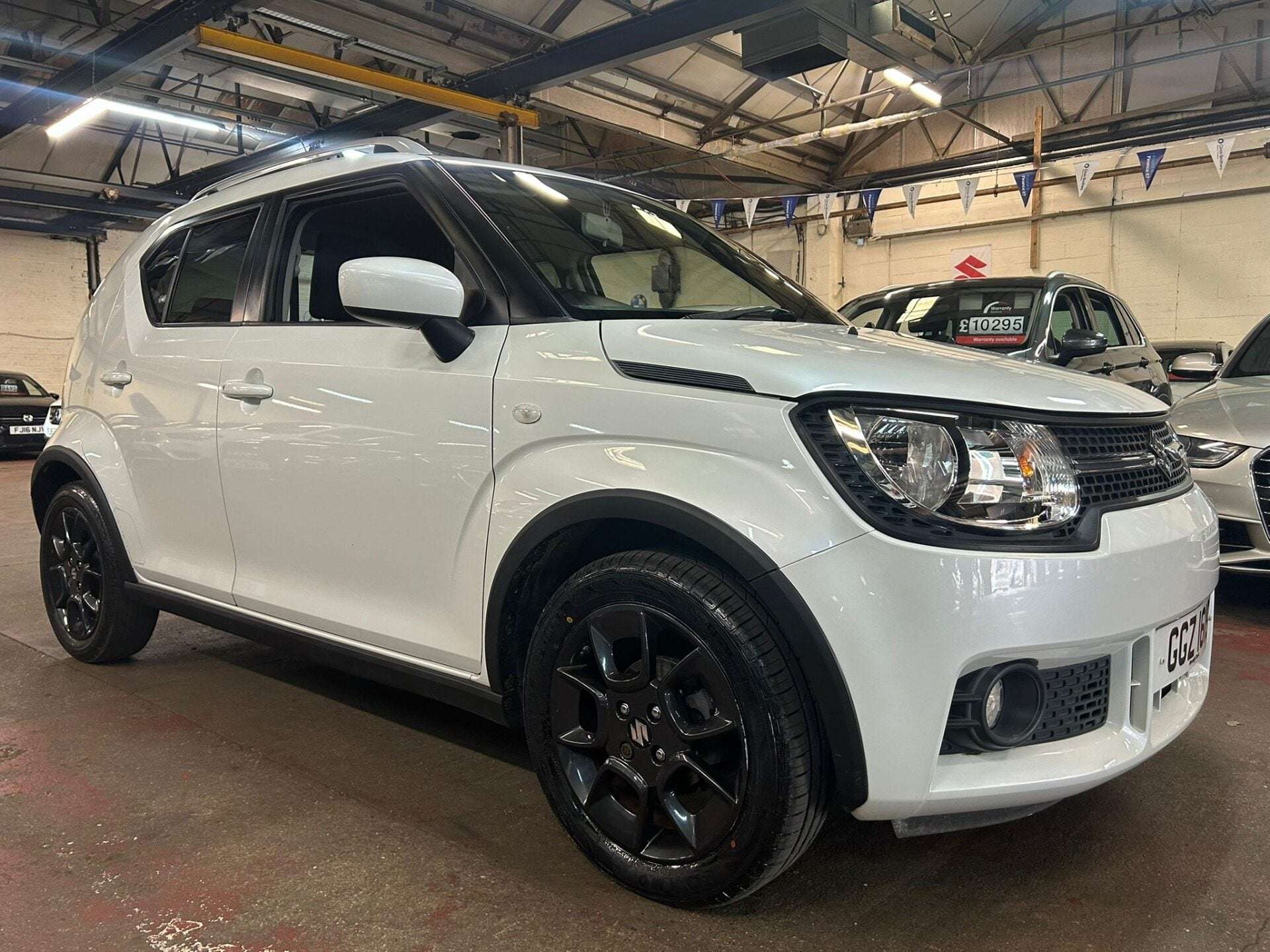 A 2017 SUZUKI IGNIS SZ-T DUALJET A 2017 SUZUKI IGNIS SZ-T DUALJET
