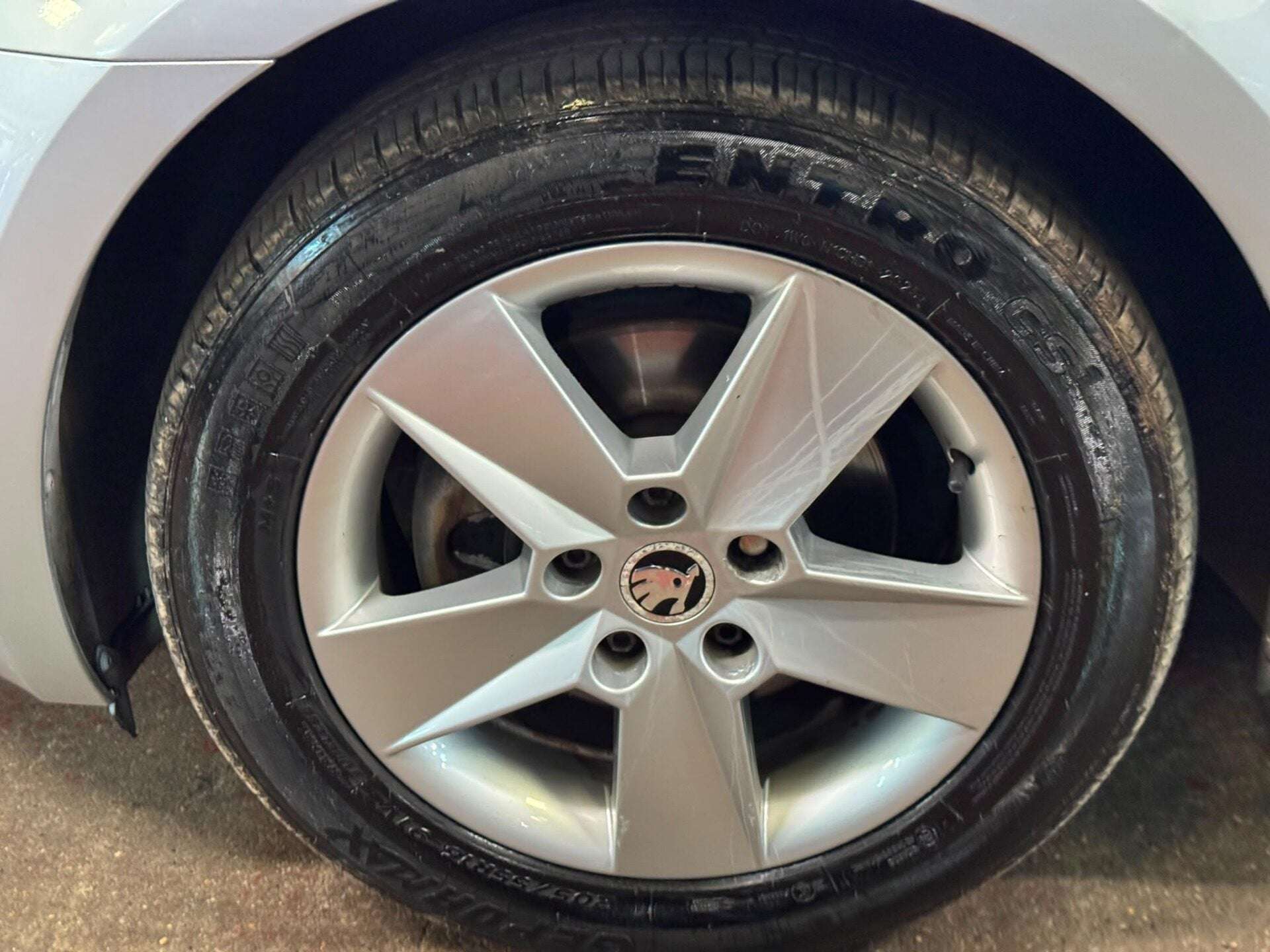A 2013 SKODA OCTAVIA SE TSI A 2013 SKODA OCTAVIA SE TSI