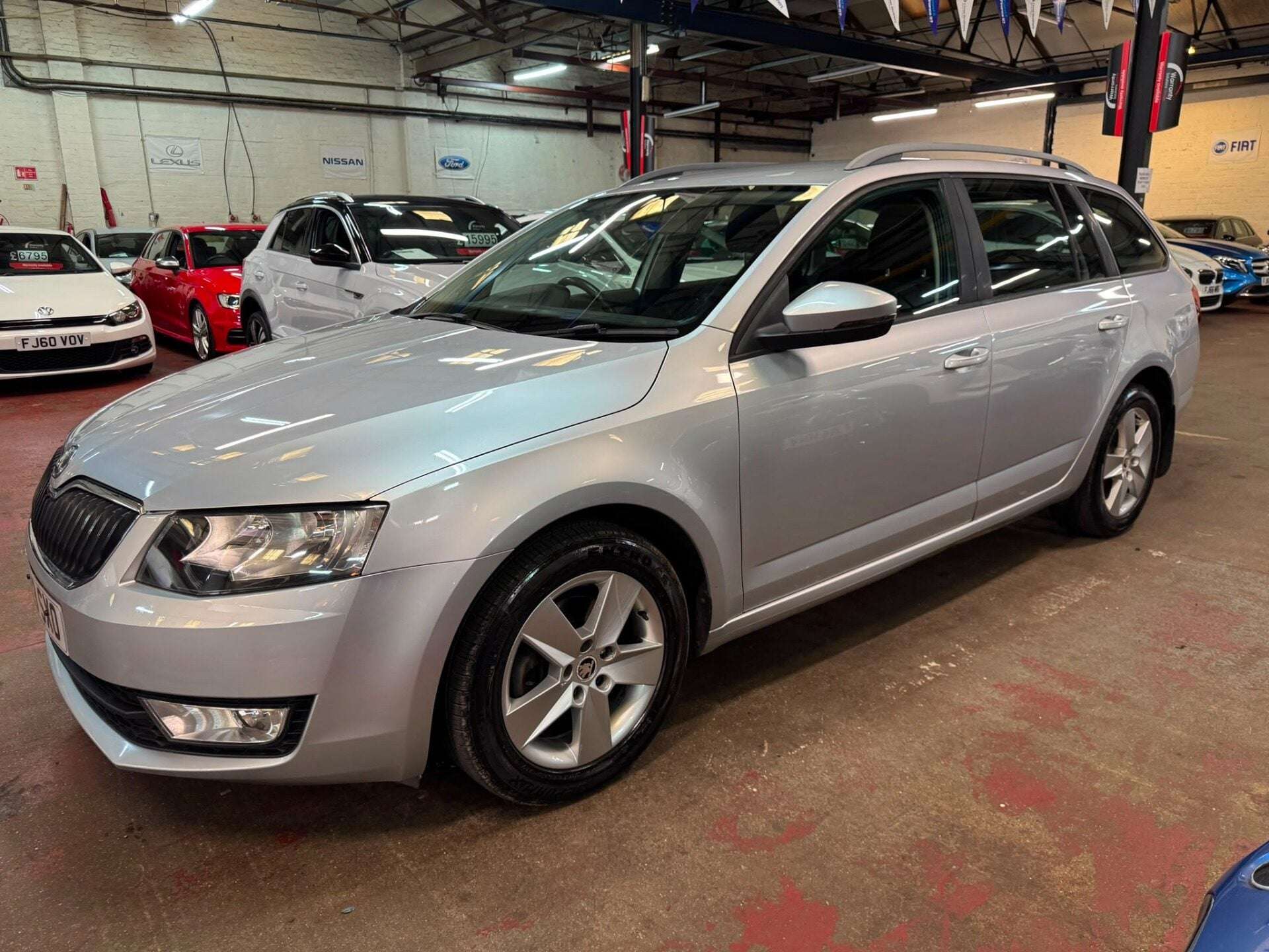 A 2013 SKODA OCTAVIA SE TSI A 2013 SKODA OCTAVIA SE TSI