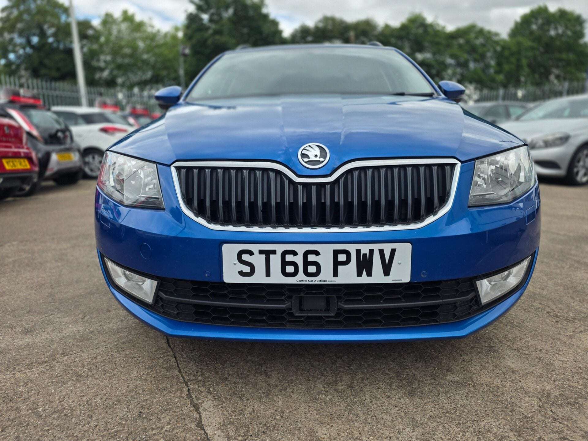 A 2016 SKODA OCTAVIA SE L TSI DSG A 2016 SKODA OCTAVIA SE L TSI DSG