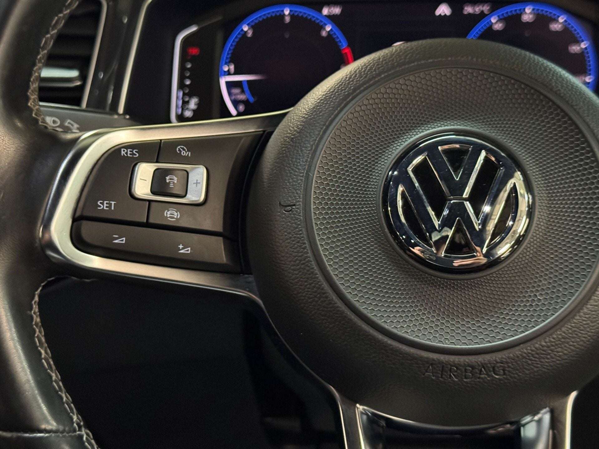 2019 VOLKSWAGEN T-ROC 2019 VOLKSWAGEN T-ROC