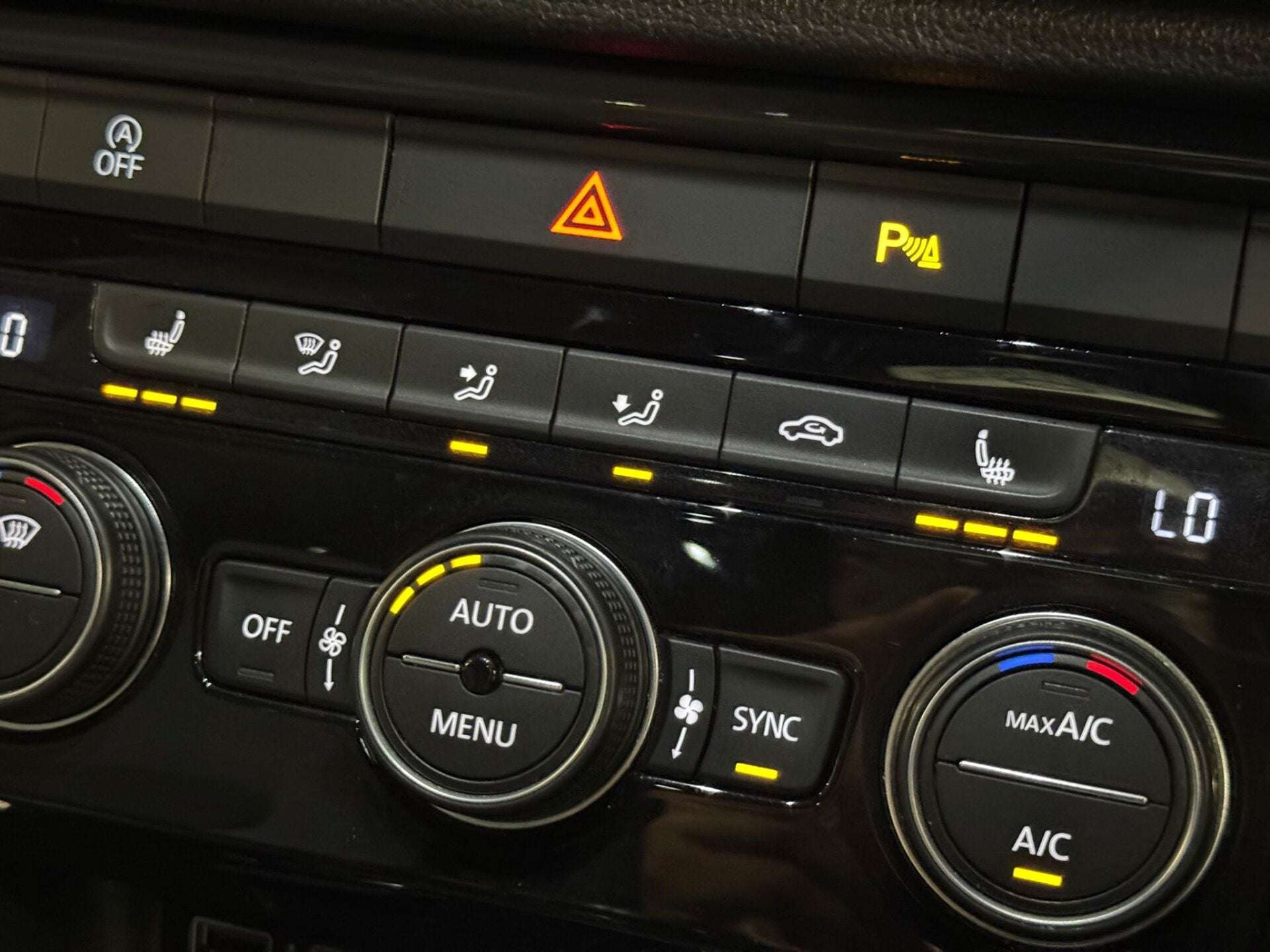 2019 VOLKSWAGEN T-ROC 2019 VOLKSWAGEN T-ROC