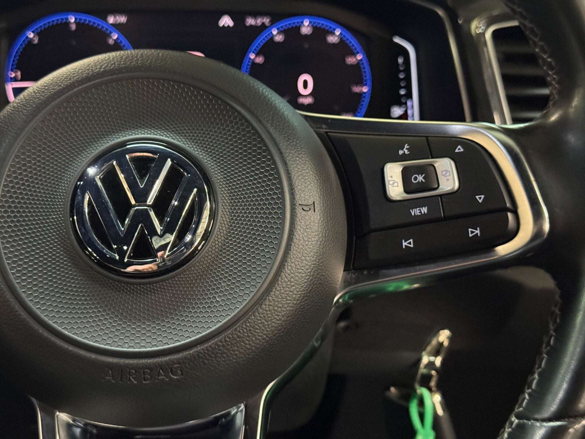 2019 VOLKSWAGEN T-ROC 2019 VOLKSWAGEN T-ROC