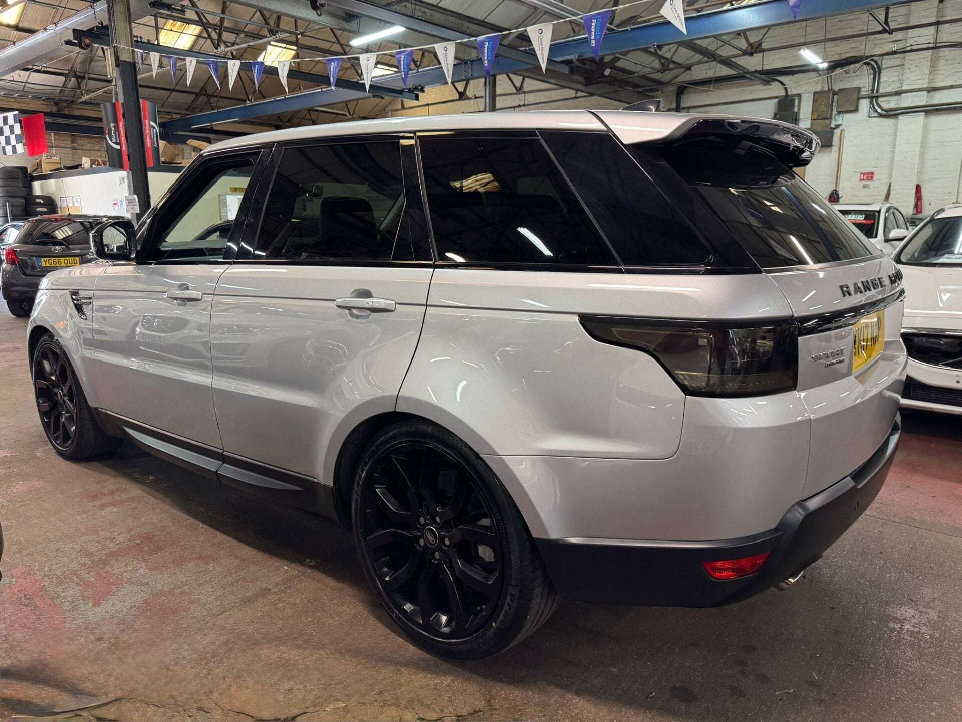 2017 LAND ROVER RANGE ROVER SPORT 2017 LAND ROVER RANGE ROVER SPORT