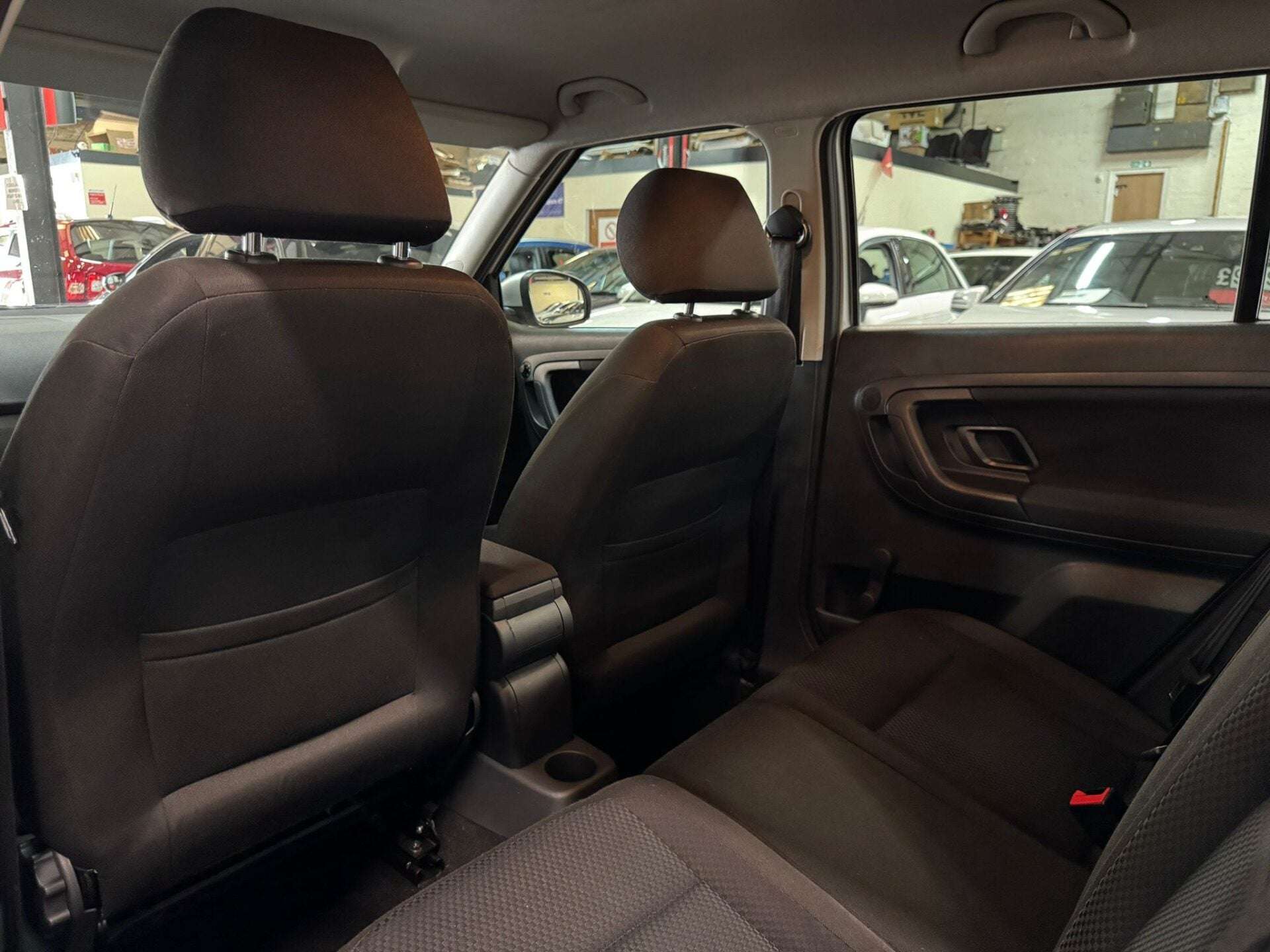 2012 SKODA FABIA 2012 SKODA FABIA
