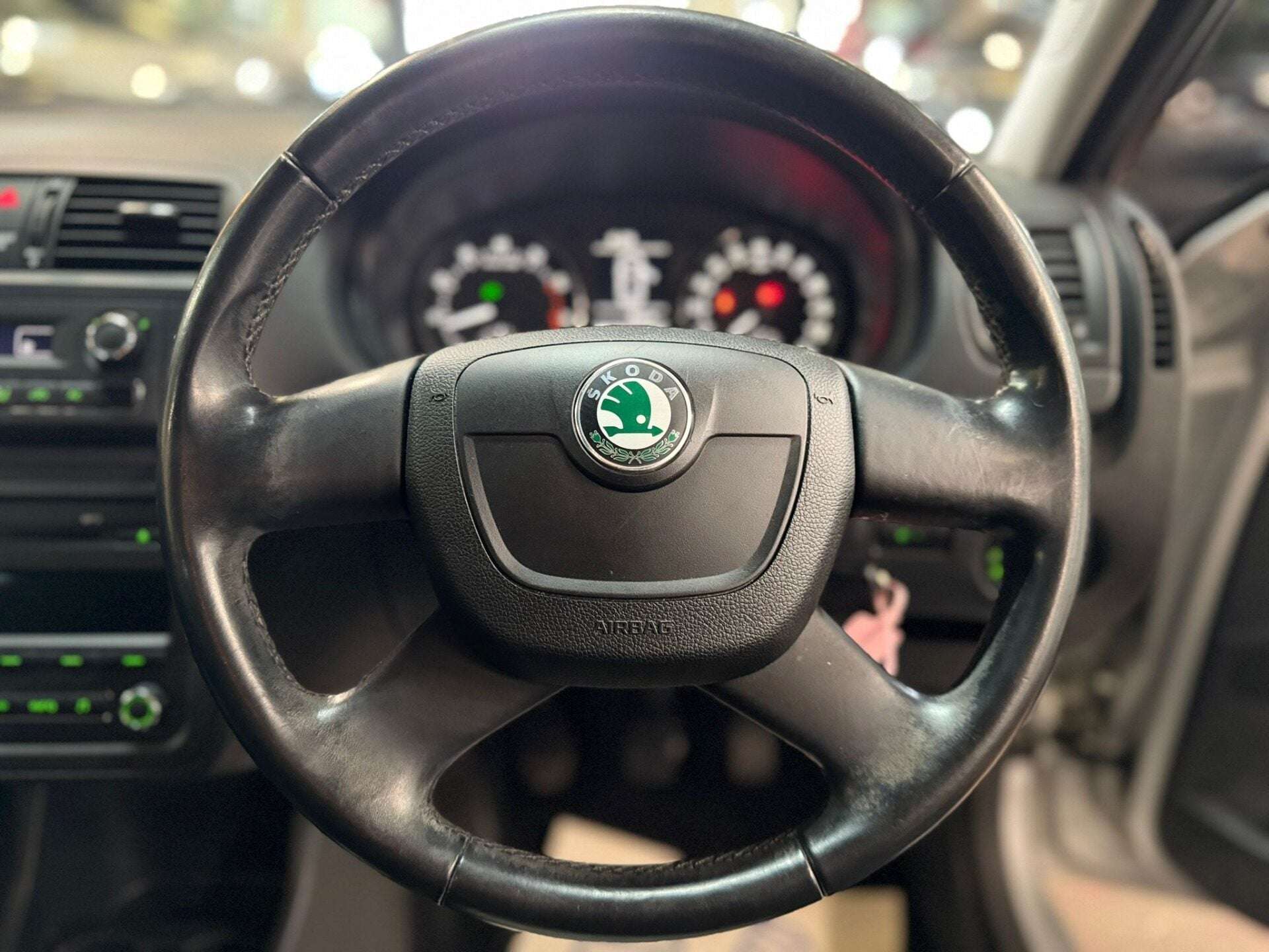 2012 SKODA FABIA 2012 SKODA FABIA