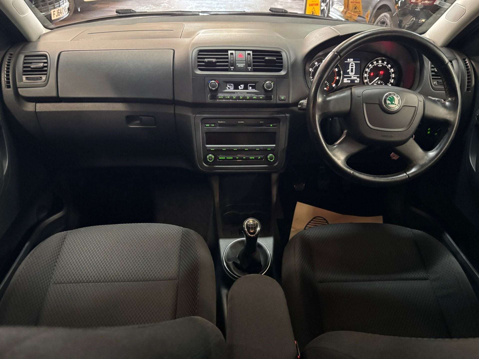 2012 SKODA FABIA 2012 SKODA FABIA