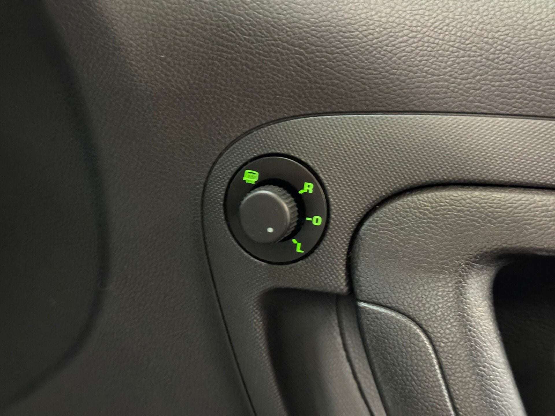 2012 SKODA FABIA 2012 SKODA FABIA