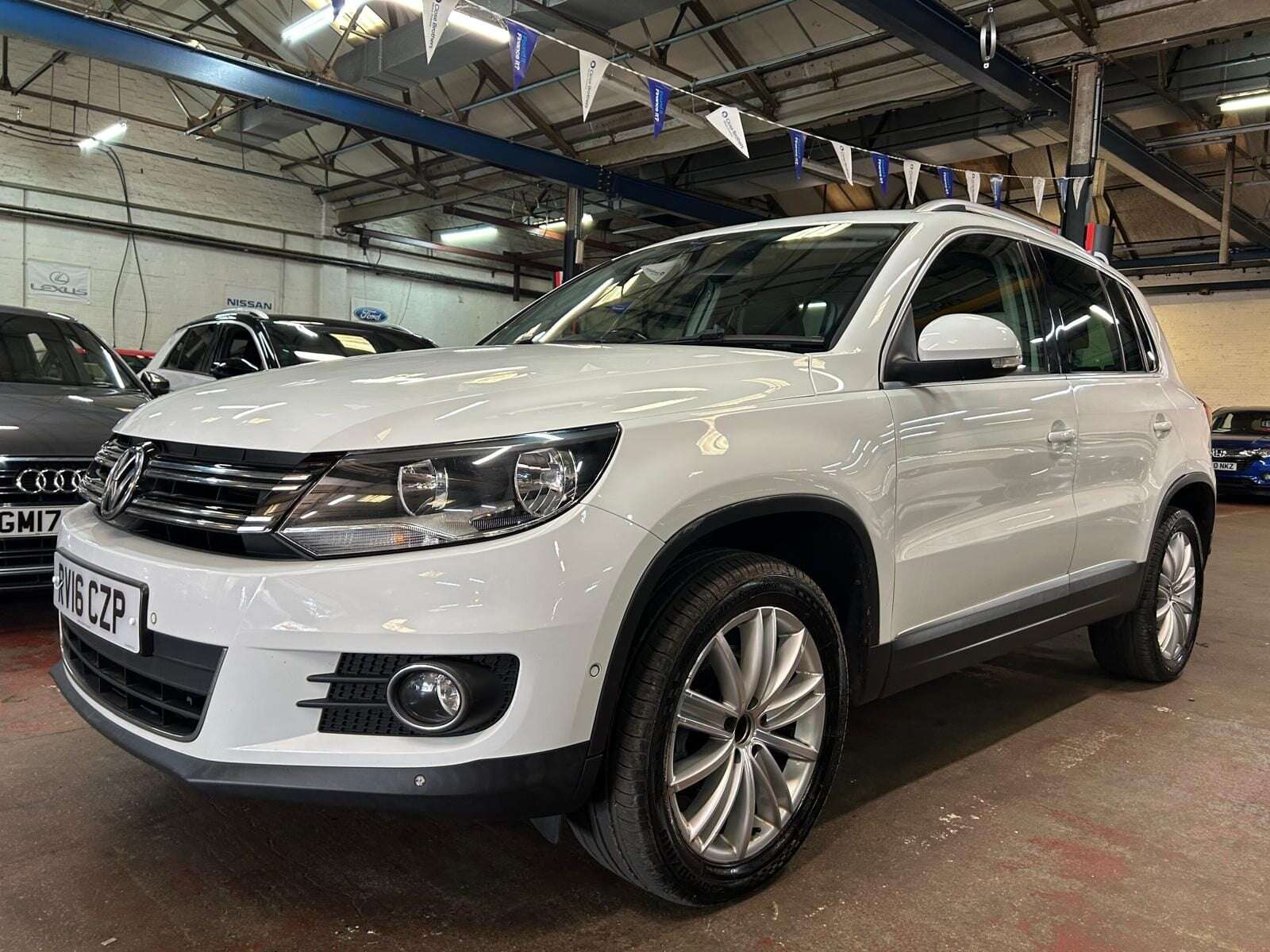 A 2016 VOLKSWAGEN TIGUAN MATCH EDITION TDI BMT 4MOTION A 2016 VOLKSWAGEN TIGUAN MATCH EDITION TDI BMT 4MOTION