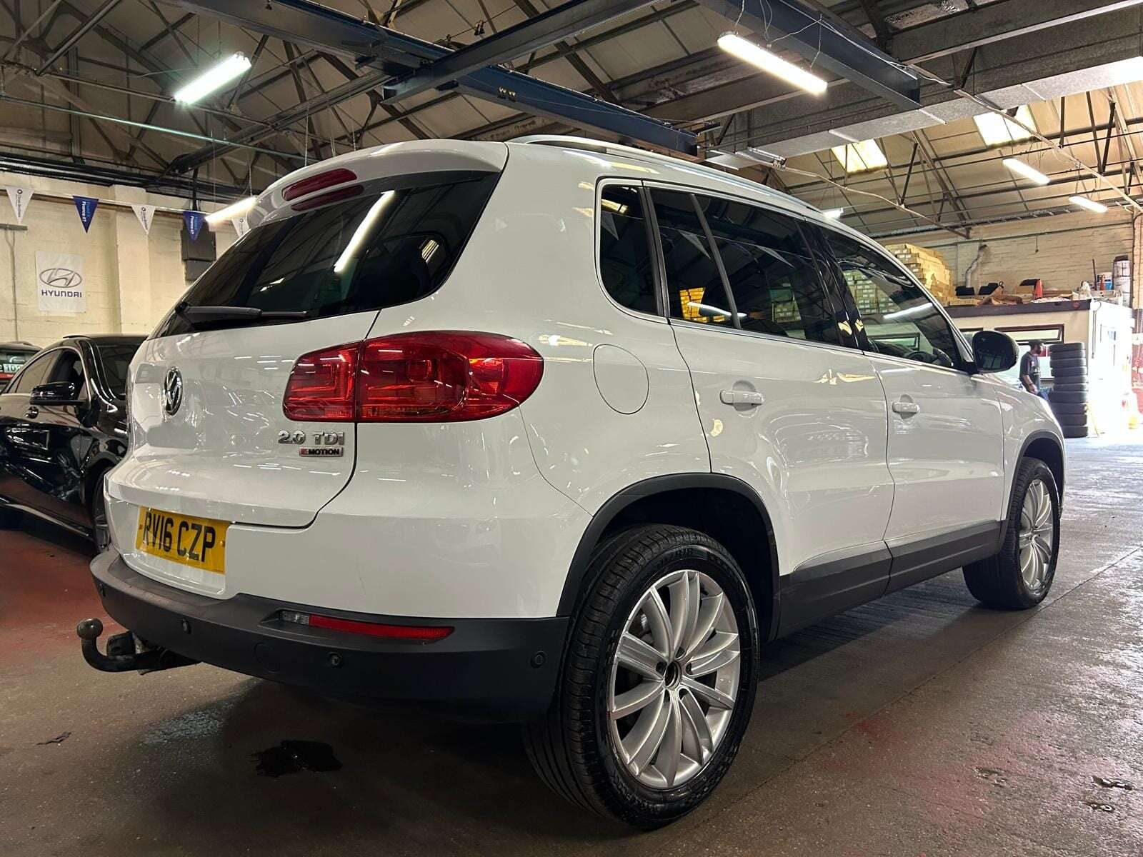 A 2016 VOLKSWAGEN TIGUAN MATCH EDITION TDI BMT 4MOTION A 2016 VOLKSWAGEN TIGUAN MATCH EDITION TDI BMT 4MOTION