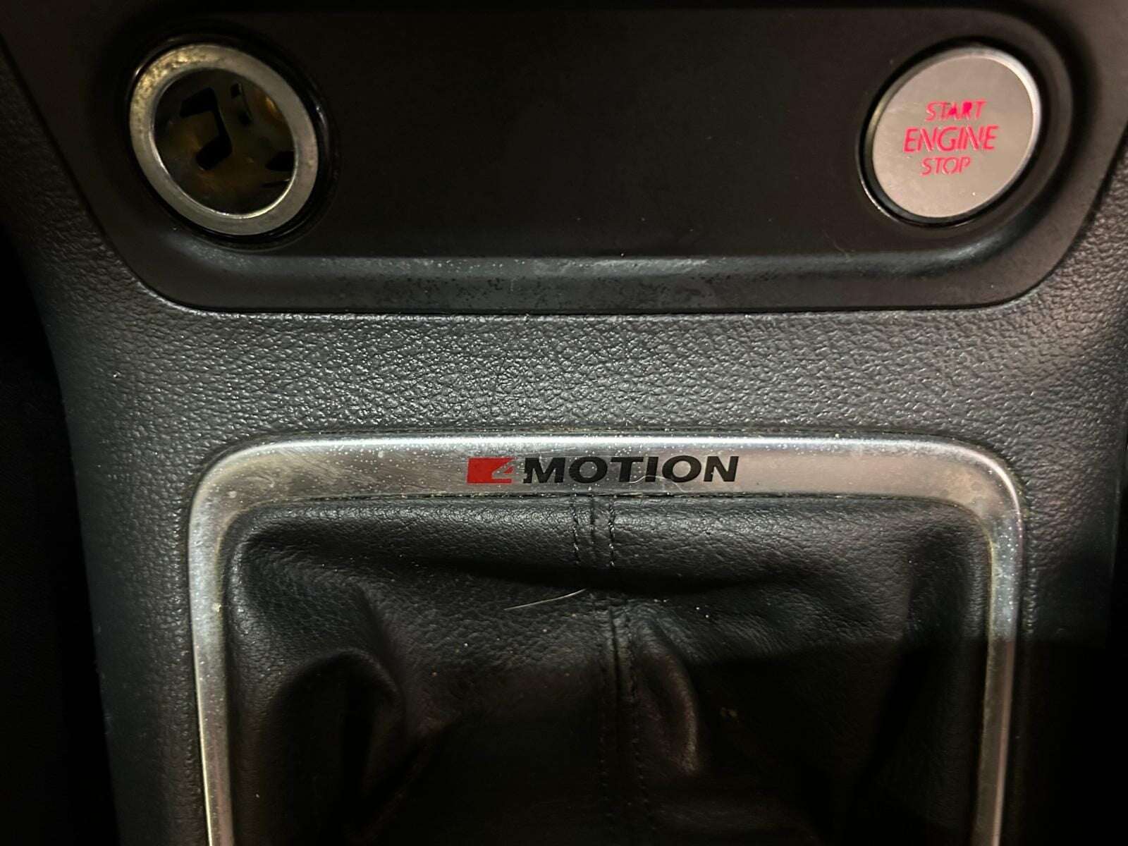 2016 VOLKSWAGEN TIGUAN 2016 VOLKSWAGEN TIGUAN