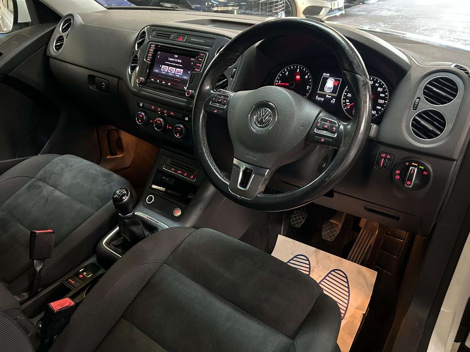 2016 VOLKSWAGEN TIGUAN 2016 VOLKSWAGEN TIGUAN