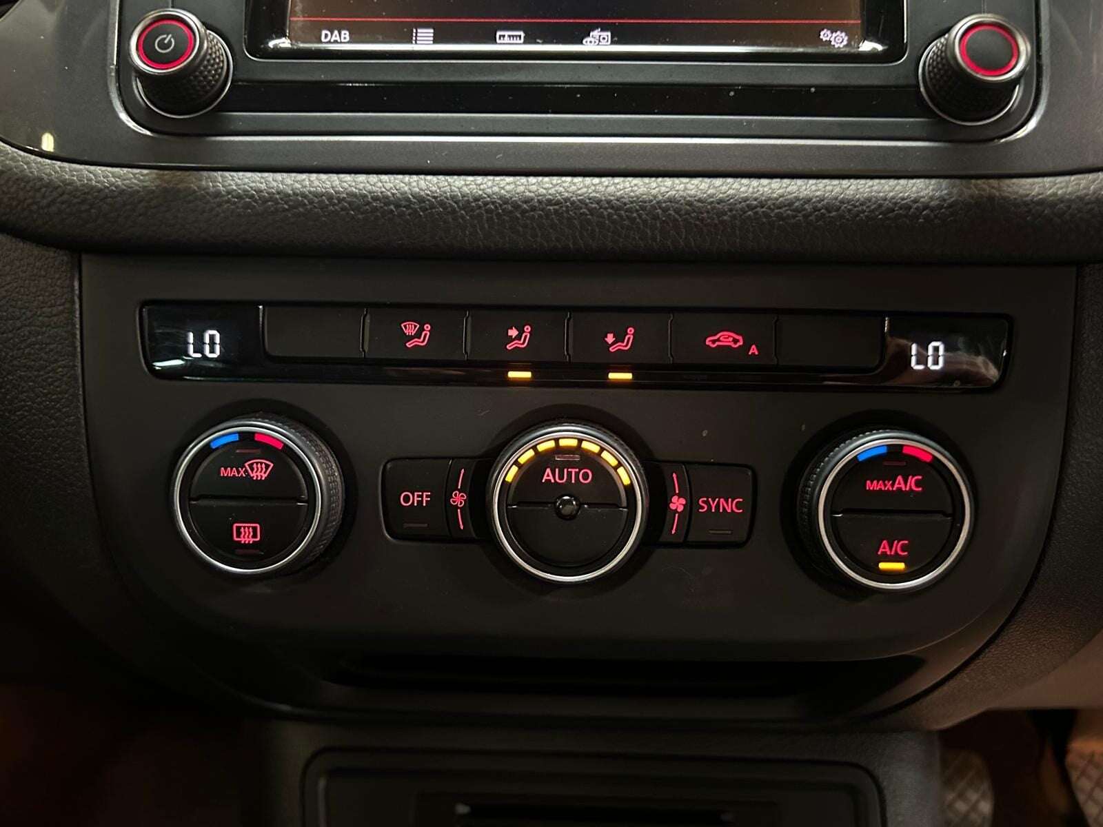 2016 VOLKSWAGEN TIGUAN 2016 VOLKSWAGEN TIGUAN