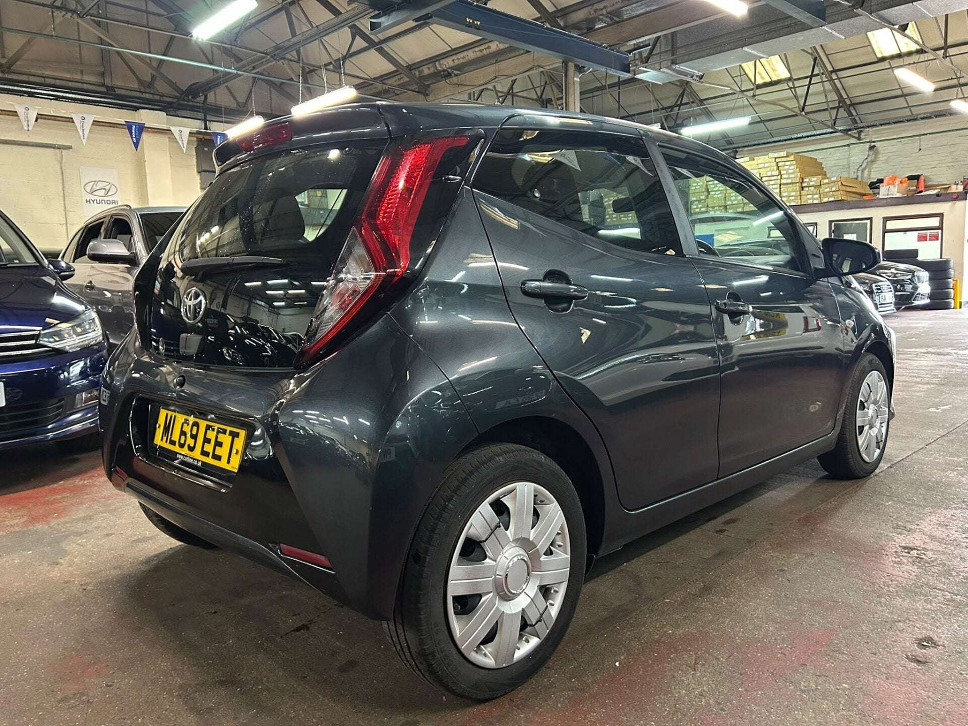 2019 TOYOTA AYGO 2019 TOYOTA AYGO