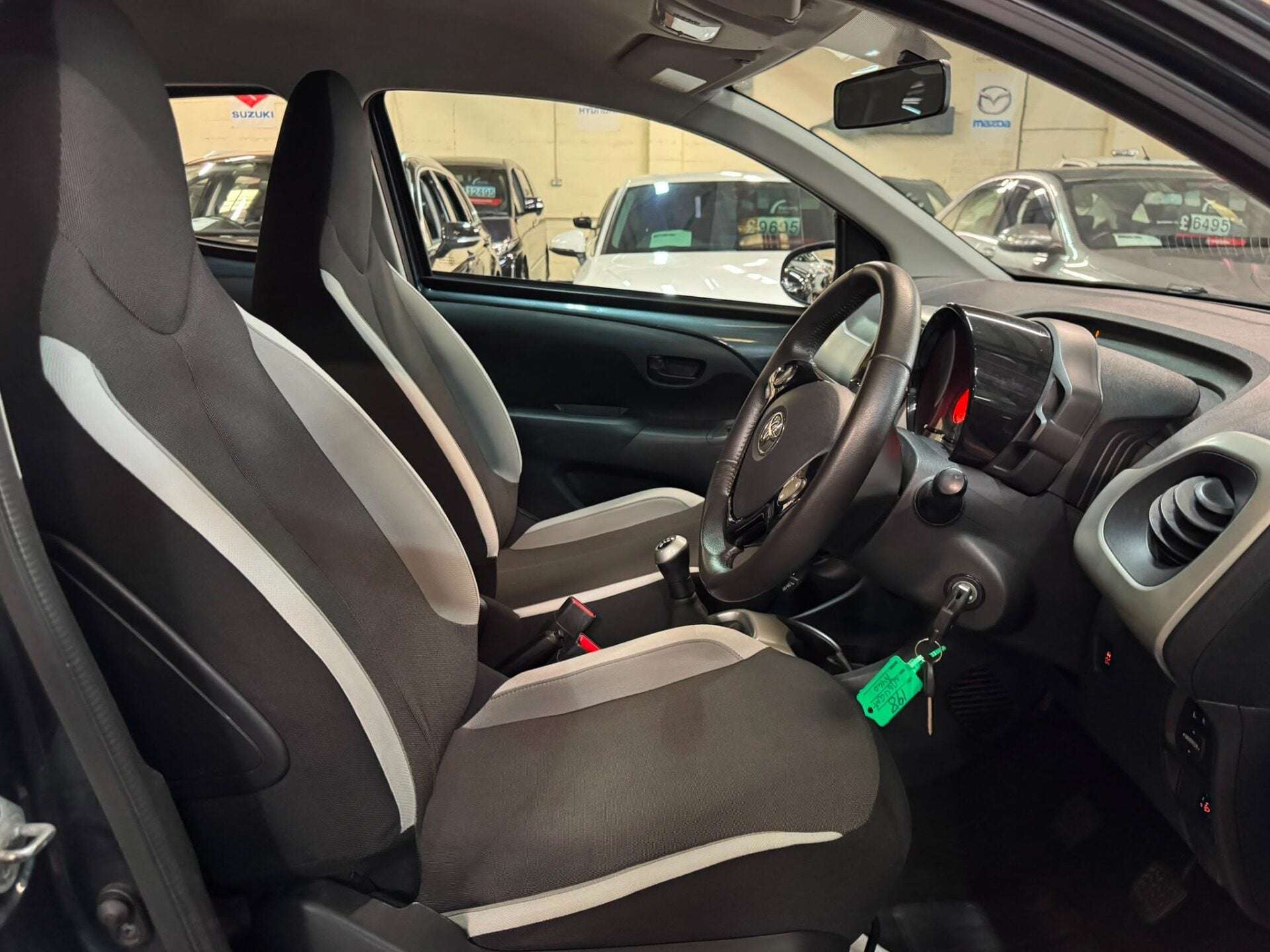 2014 TOYOTA AYGO 2014 TOYOTA AYGO