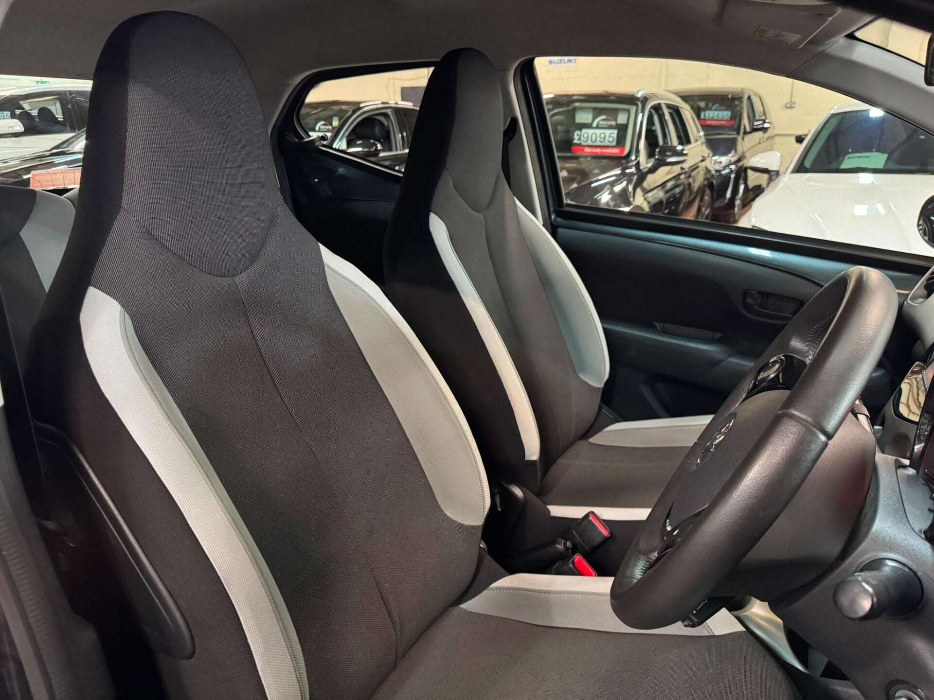 2014 TOYOTA AYGO 2014 TOYOTA AYGO