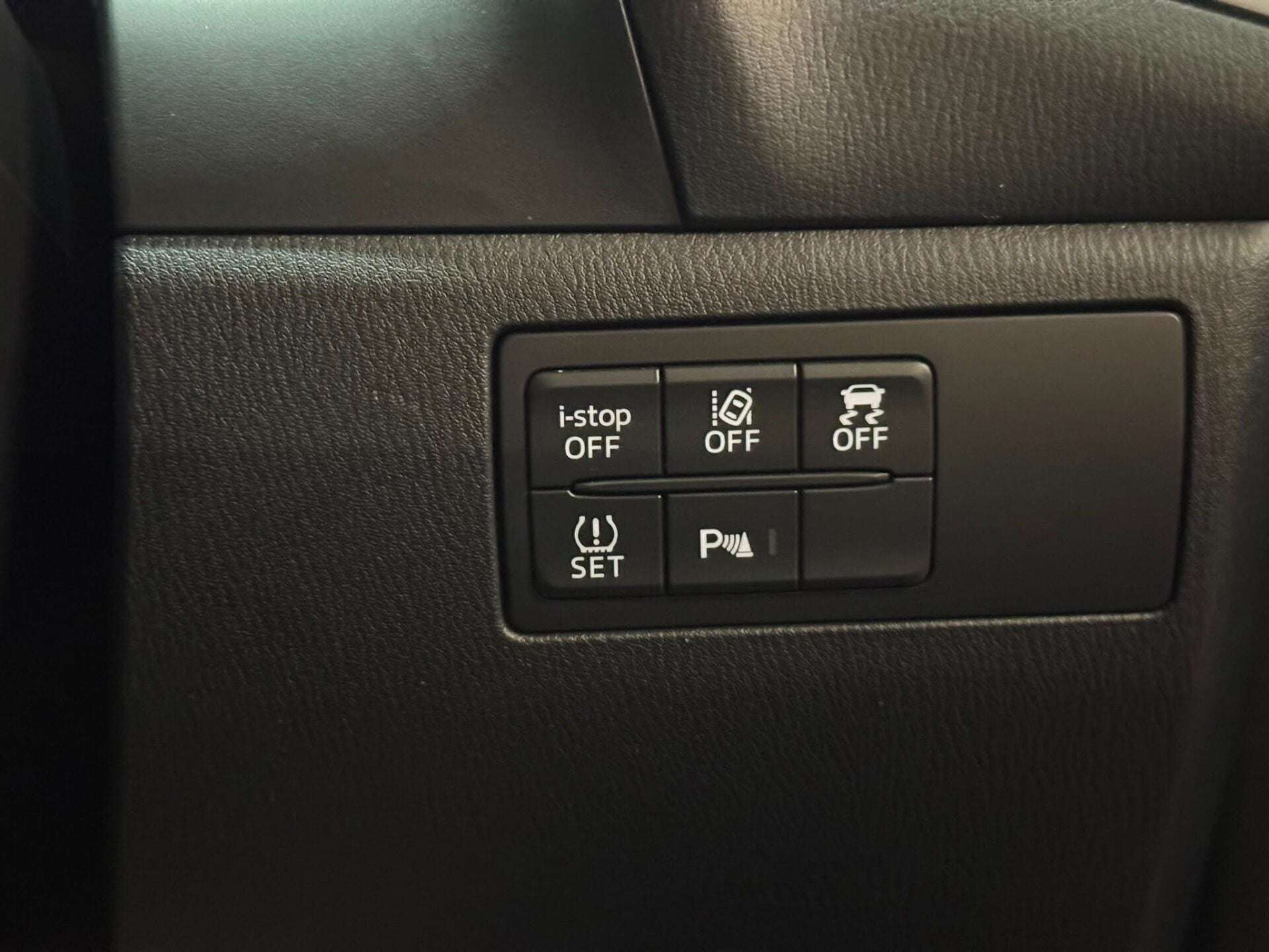 2018 MAZDA 3 2018 MAZDA 3