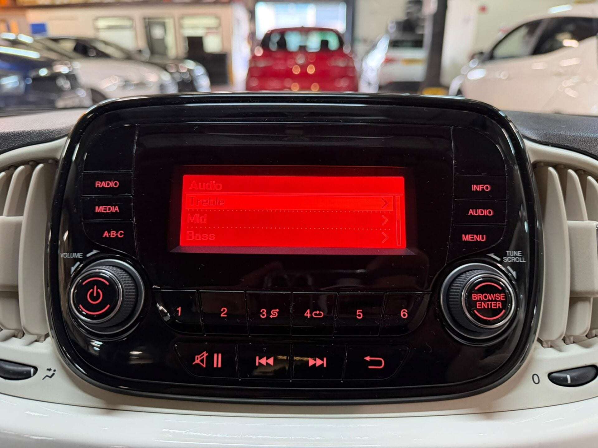2019 FIAT 500 2019 FIAT 500