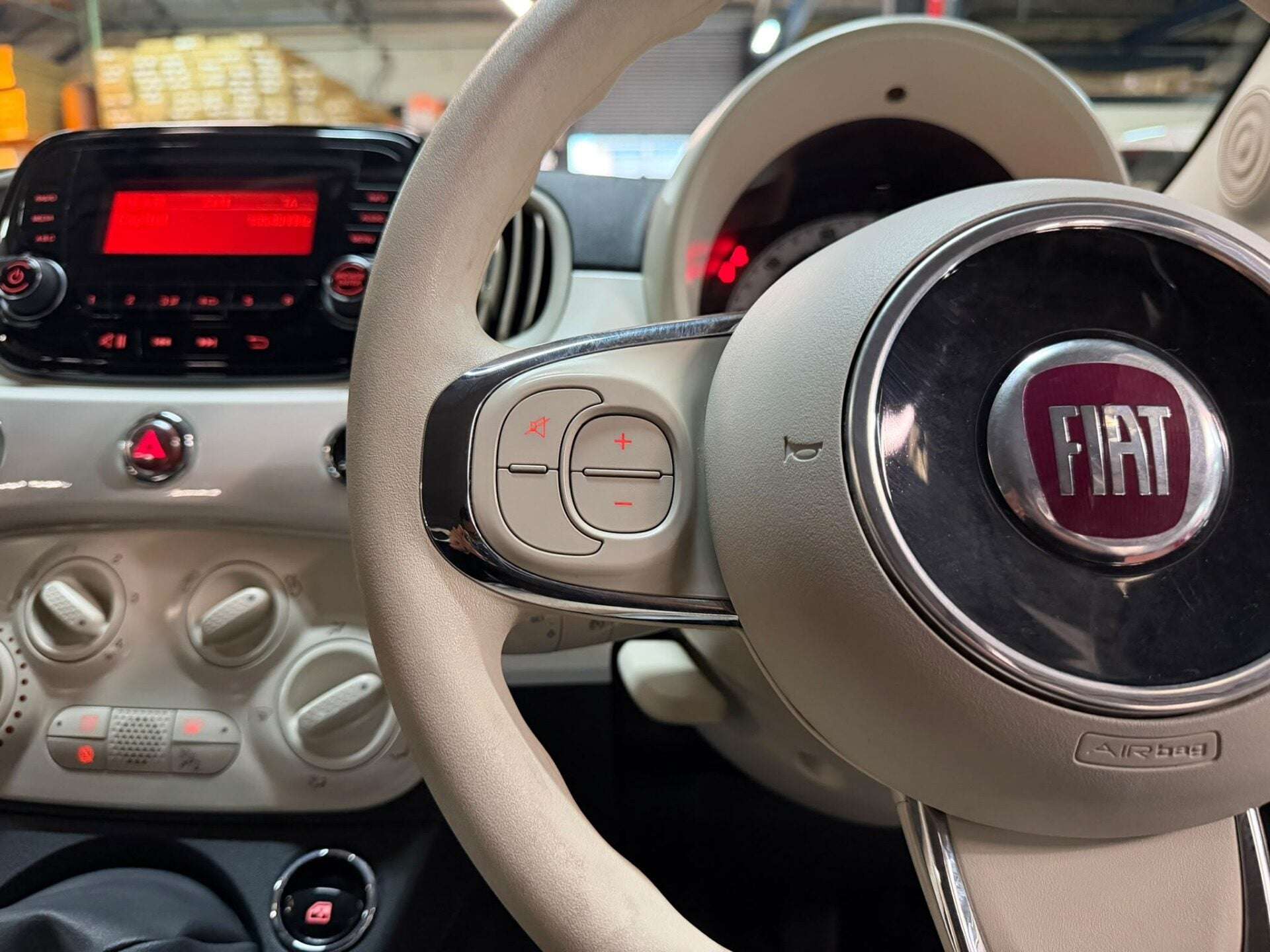 2019 FIAT 500 2019 FIAT 500