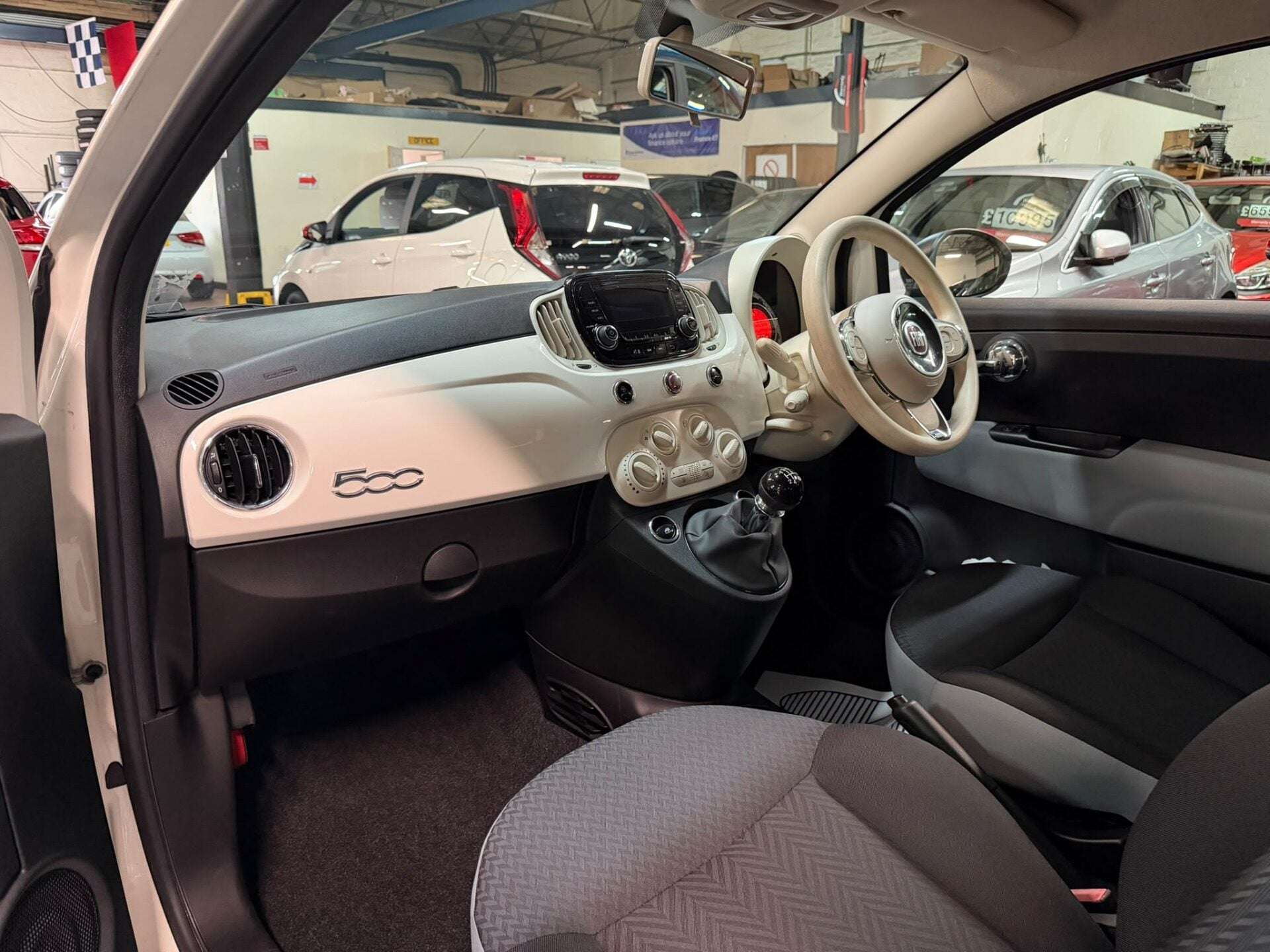 2019 FIAT 500 2019 FIAT 500