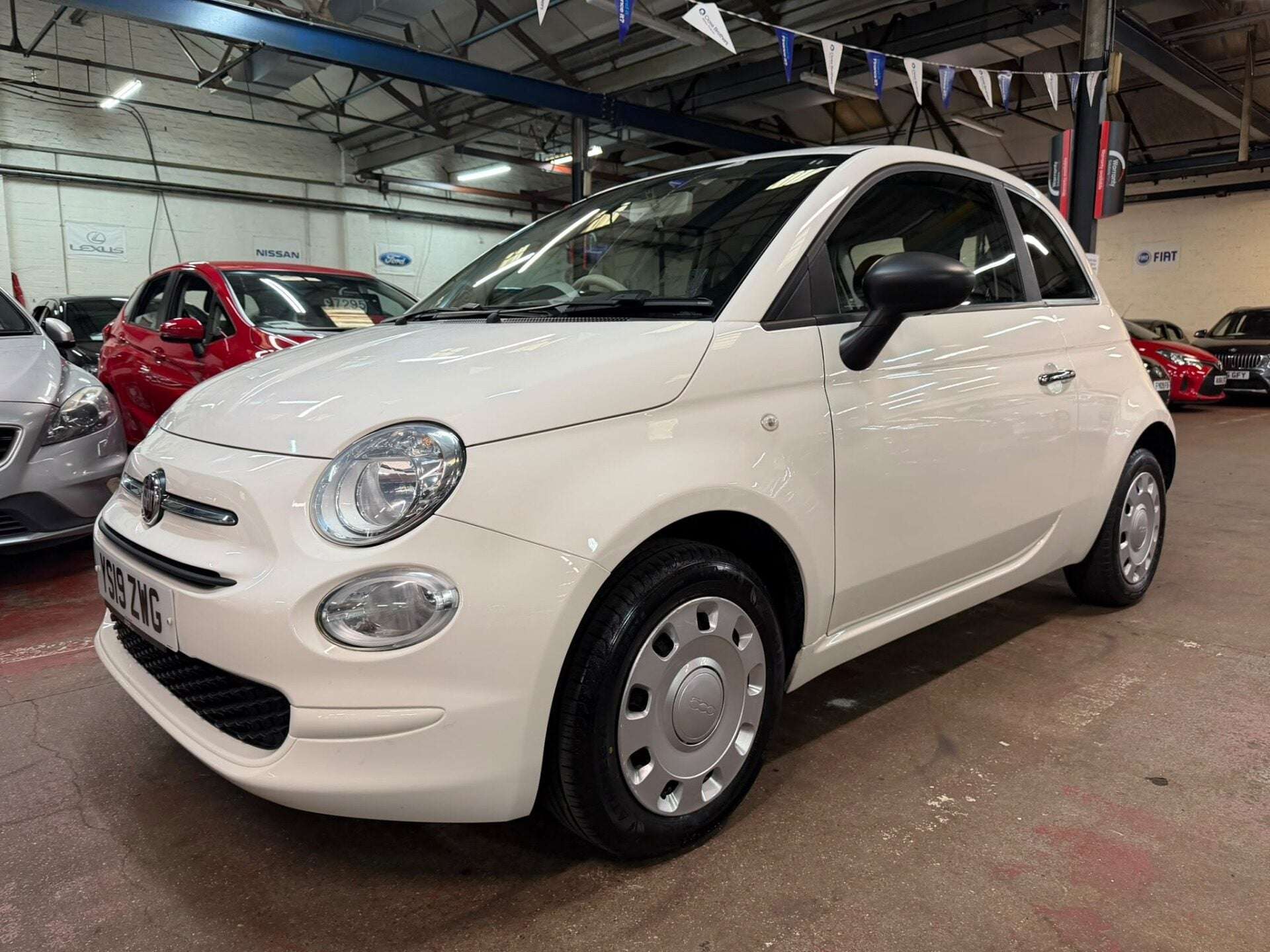 A 2019 FIAT 500 POP A 2019 FIAT 500 POP