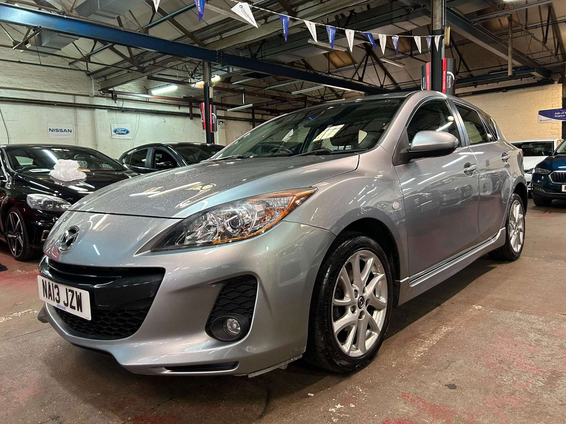 A 2013 MAZDA 3 TAMURA A 2013 MAZDA 3 TAMURA