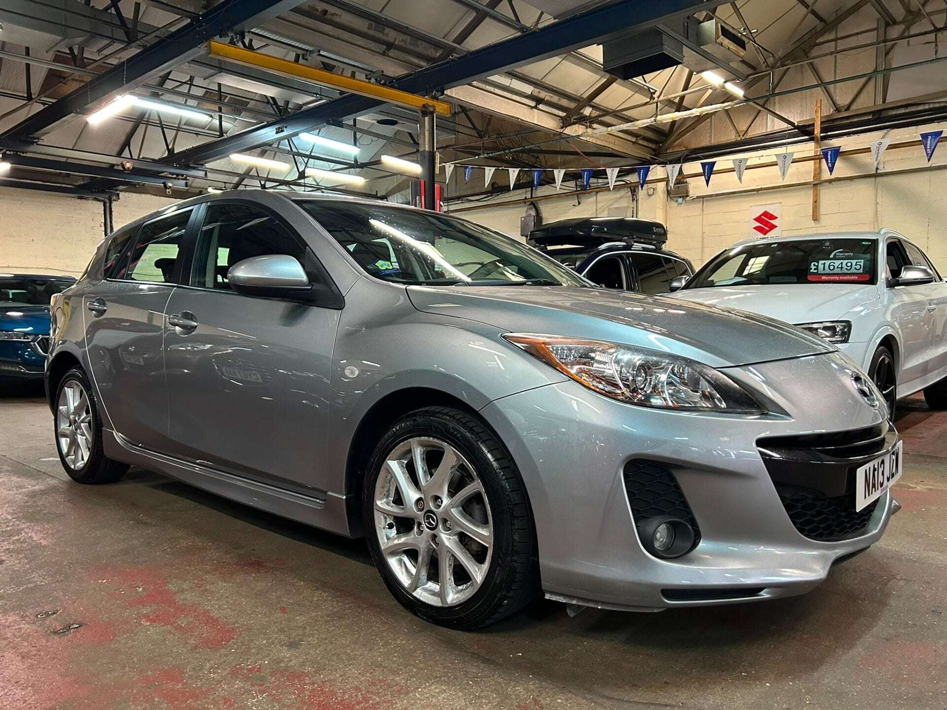 A 2013 MAZDA 3 TAMURA A 2013 MAZDA 3 TAMURA