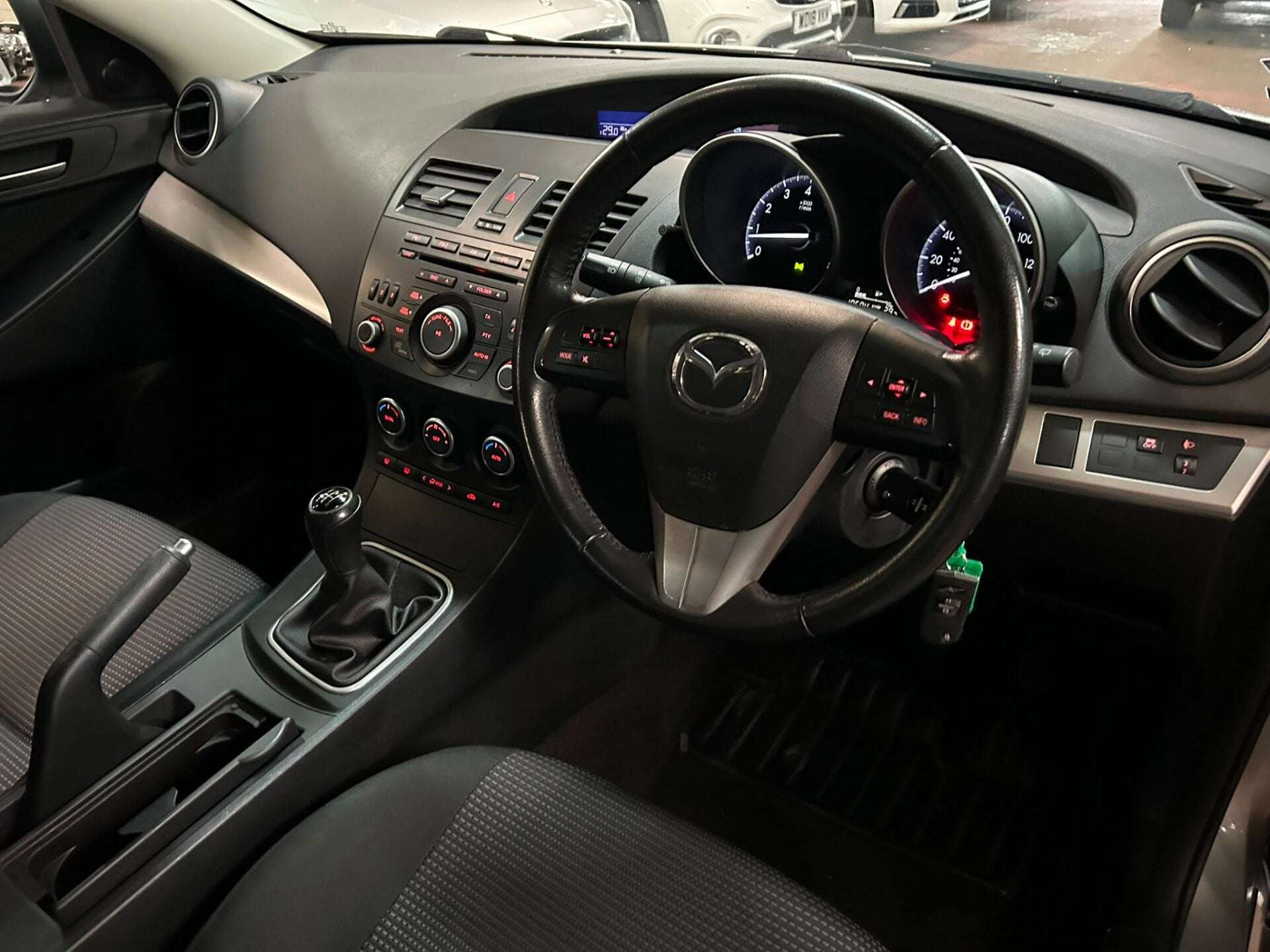 2013 MAZDA 3 2013 MAZDA 3