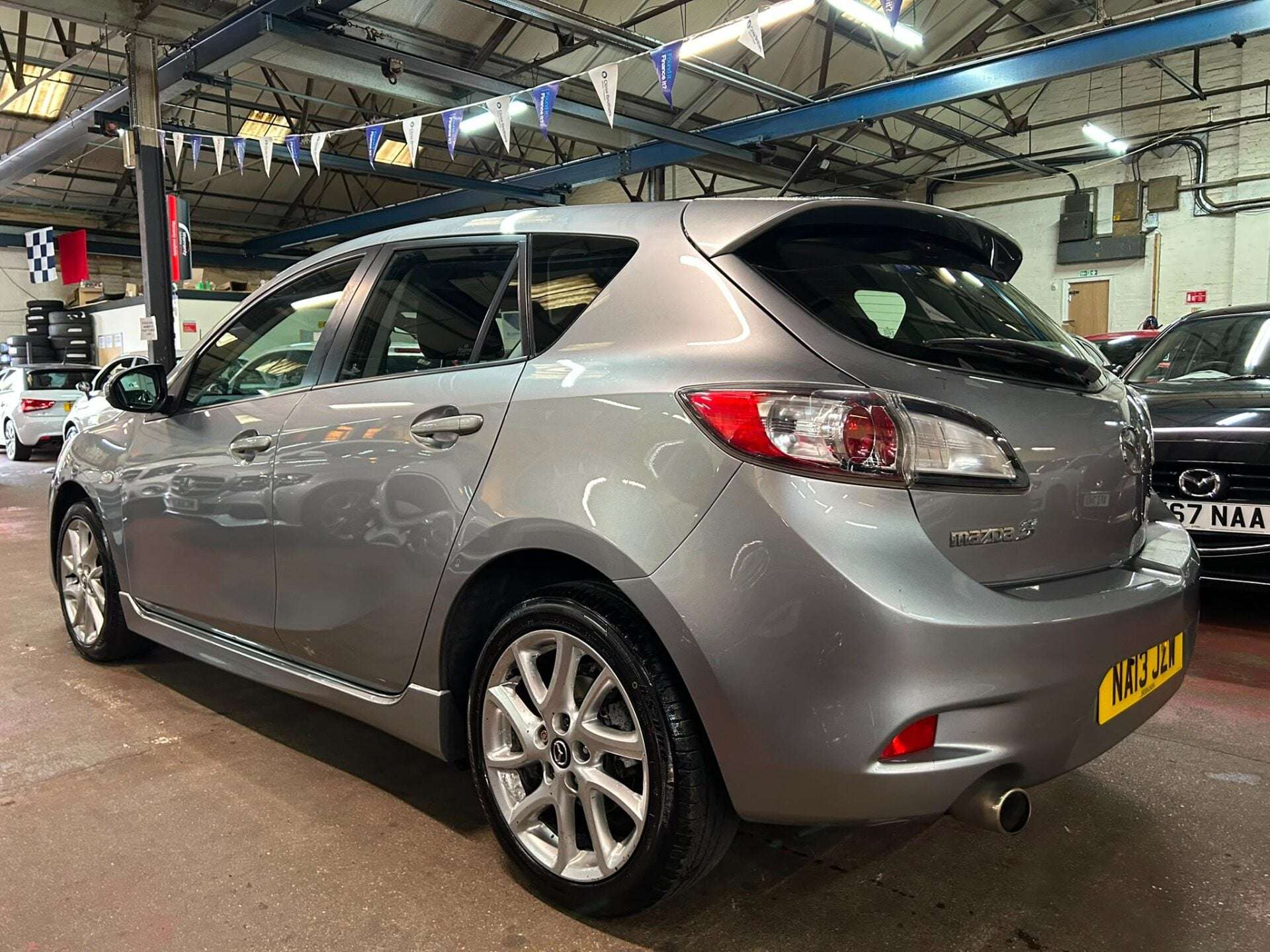 A 2013 MAZDA 3 TAMURA A 2013 MAZDA 3 TAMURA