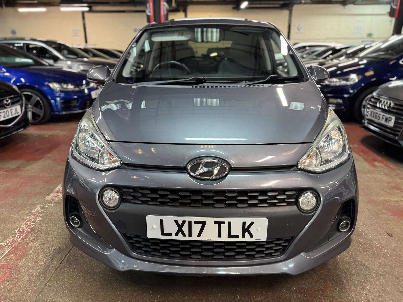 A 2017 HYUNDAI I10 PREMIUM SE A 2017 HYUNDAI I10 PREMIUM SE