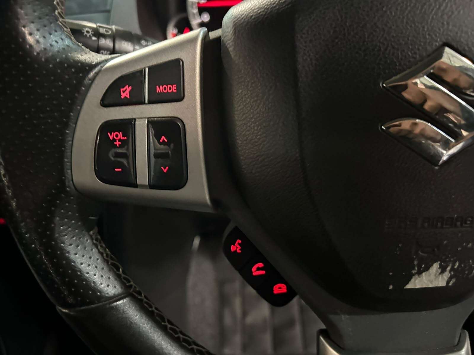 2016 SUZUKI SWIFT 2016 SUZUKI SWIFT