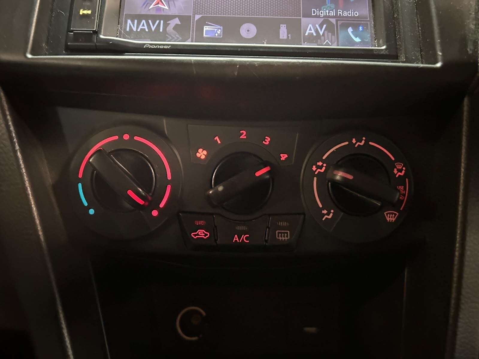 2016 SUZUKI SWIFT 2016 SUZUKI SWIFT