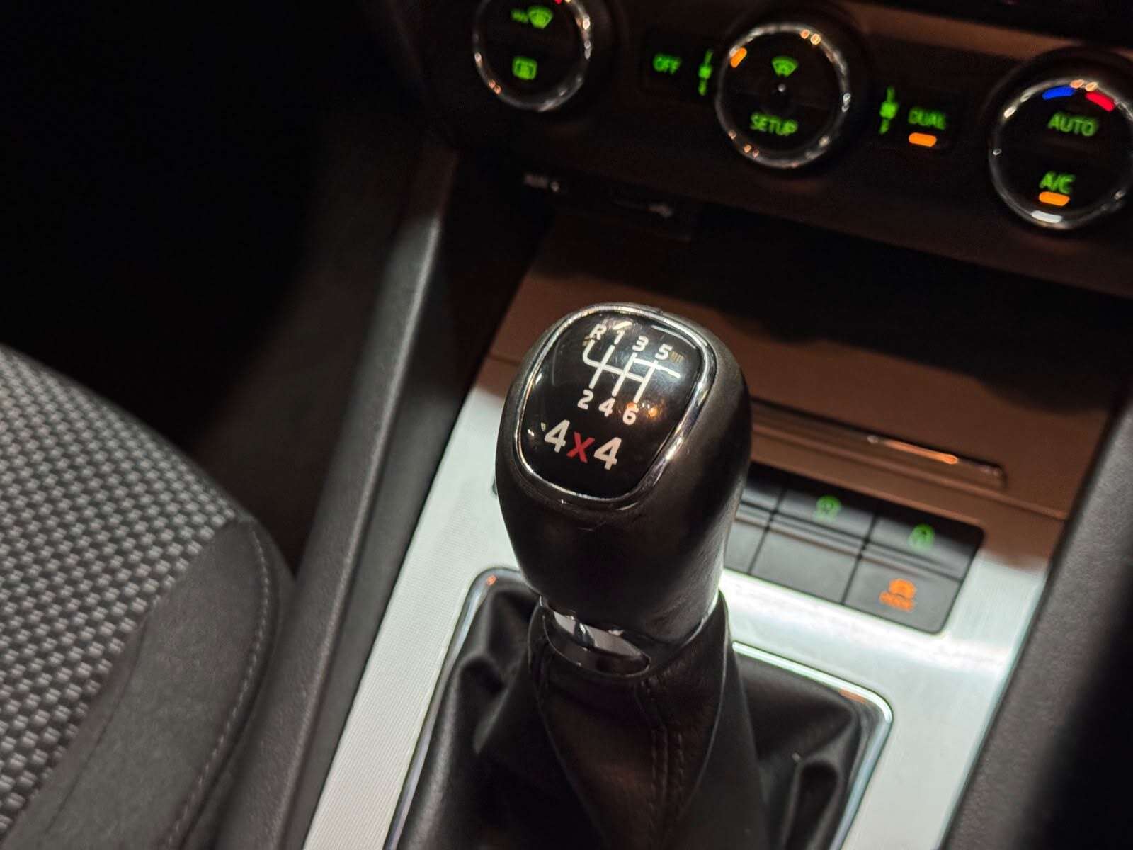 2014 SKODA OCTAVIA 2014 SKODA OCTAVIA