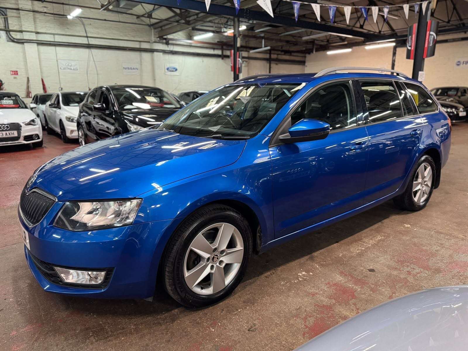 A 2014 SKODA OCTAVIA SE TDI CR A 2014 SKODA OCTAVIA SE TDI CR