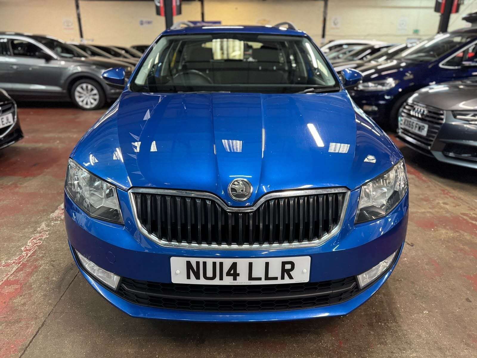 A 2014 SKODA OCTAVIA SE TDI CR A 2014 SKODA OCTAVIA SE TDI CR