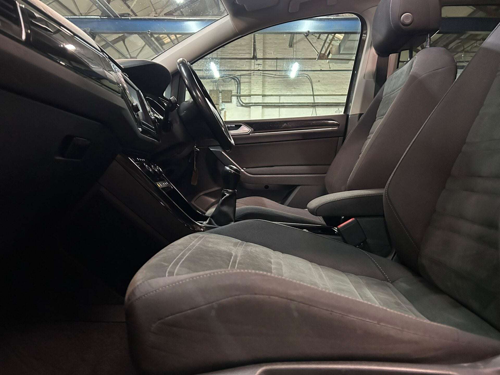 2016 VOLKSWAGEN TOURAN 2016 VOLKSWAGEN TOURAN