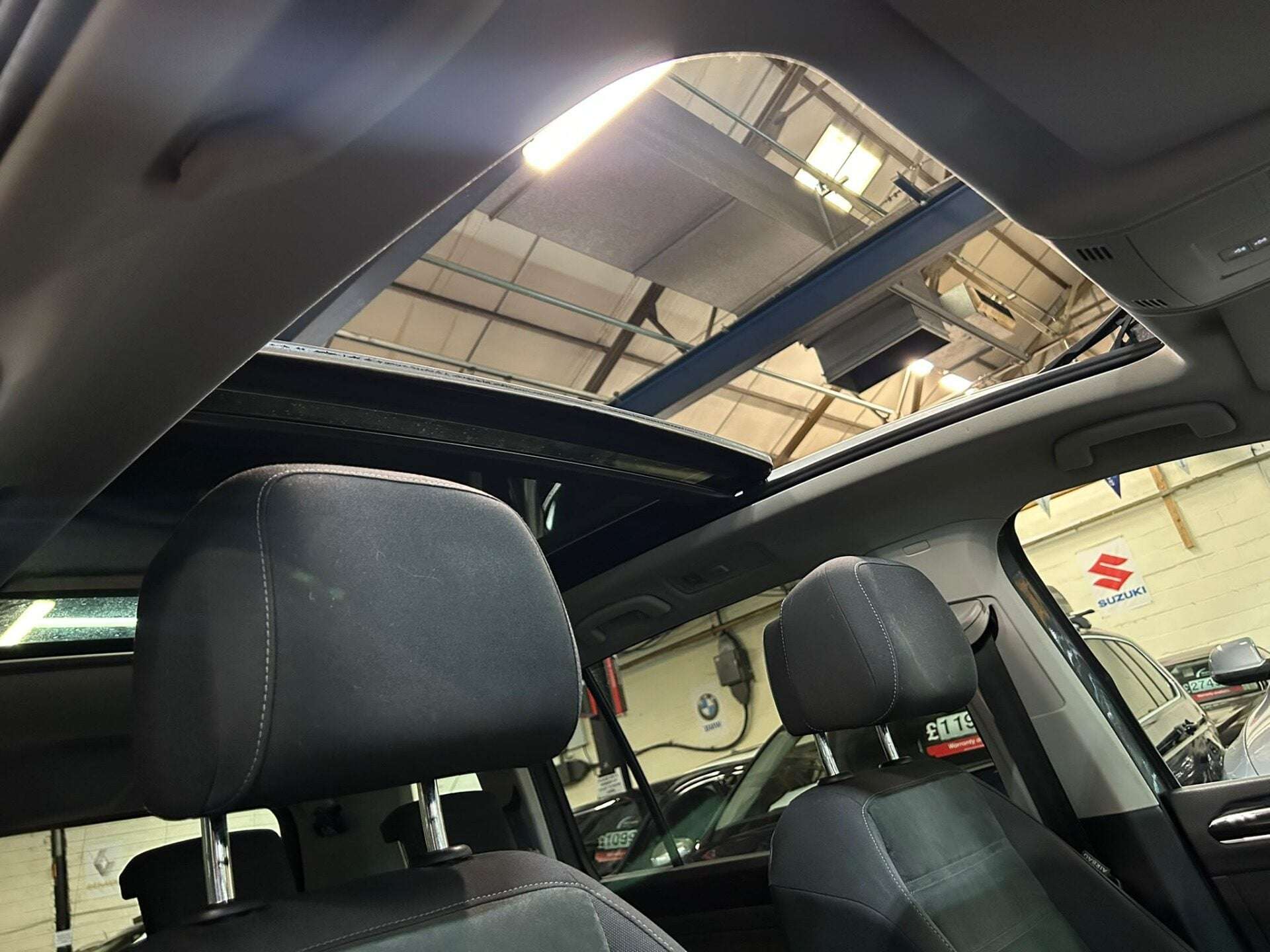 2016 VOLKSWAGEN TOURAN 2016 VOLKSWAGEN TOURAN