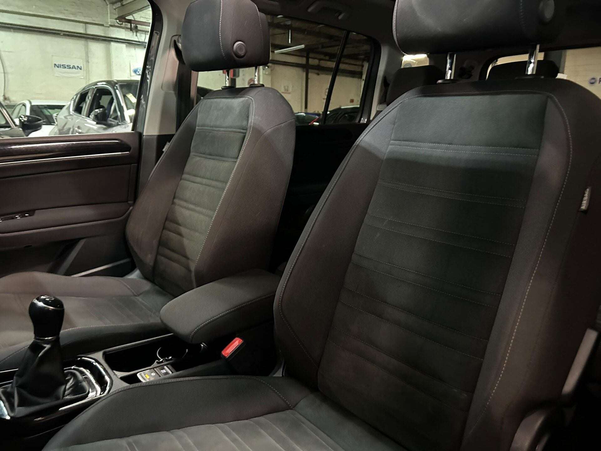 2016 VOLKSWAGEN TOURAN 2016 VOLKSWAGEN TOURAN