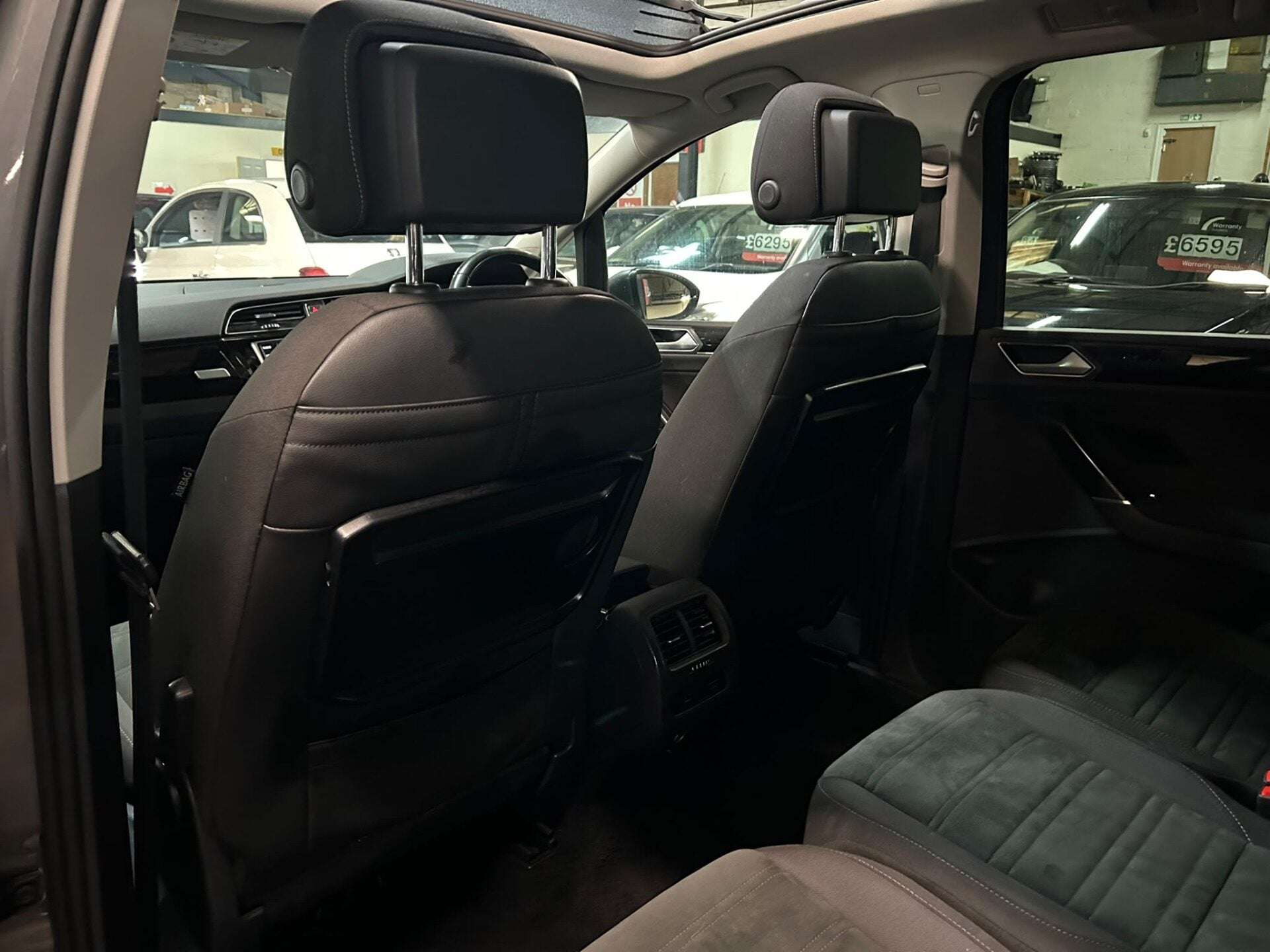 2016 VOLKSWAGEN TOURAN 2016 VOLKSWAGEN TOURAN