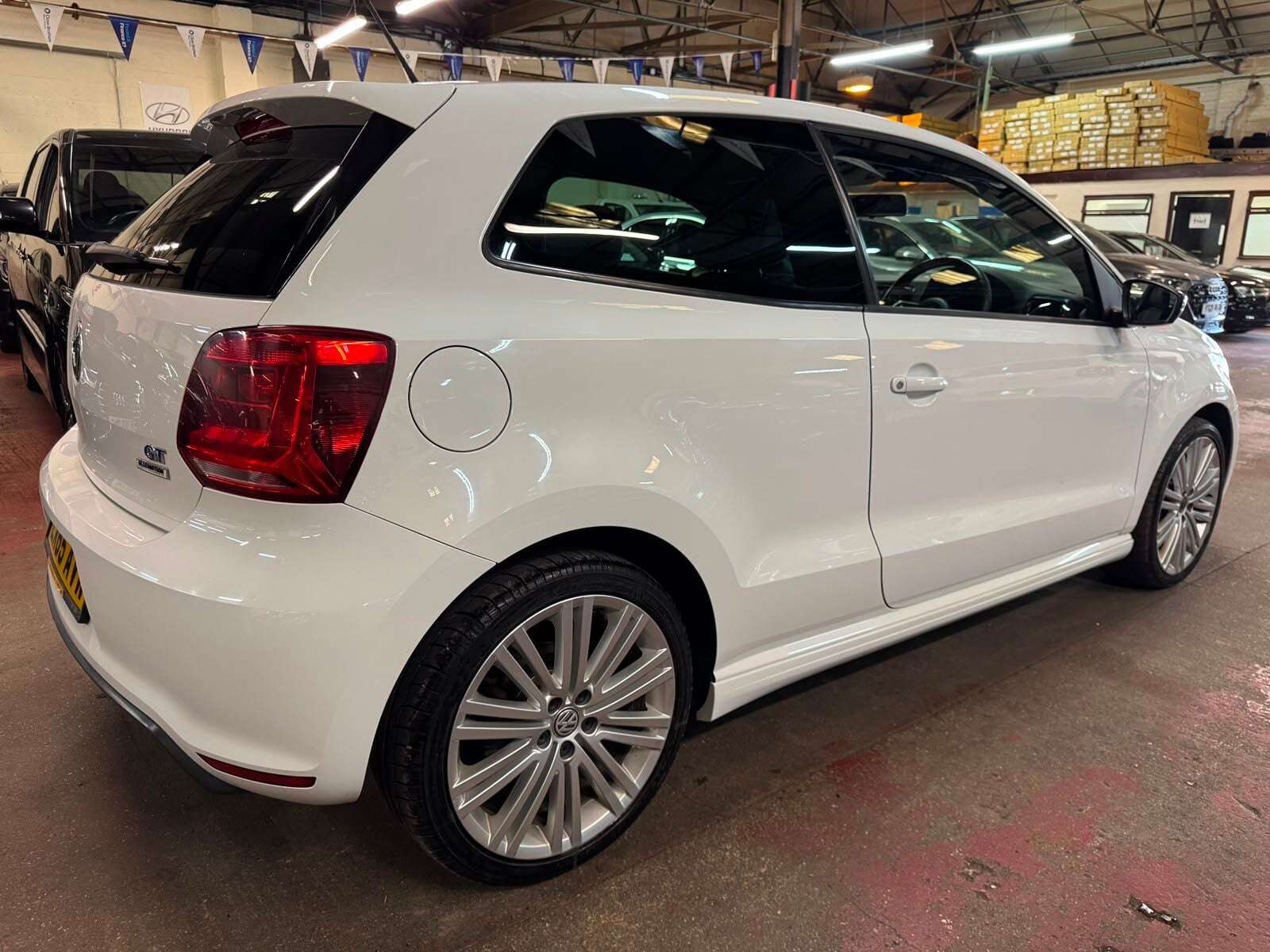 2015 VOLKSWAGEN POLO 2015 VOLKSWAGEN POLO