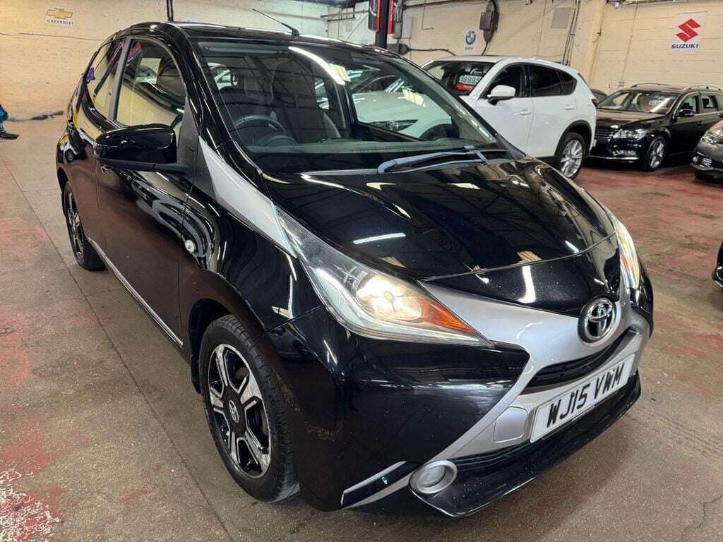 A 2015 TOYOTA AYGO VVT-I X-CLUSIV A 2015 TOYOTA AYGO VVT-I X-CLUSIV