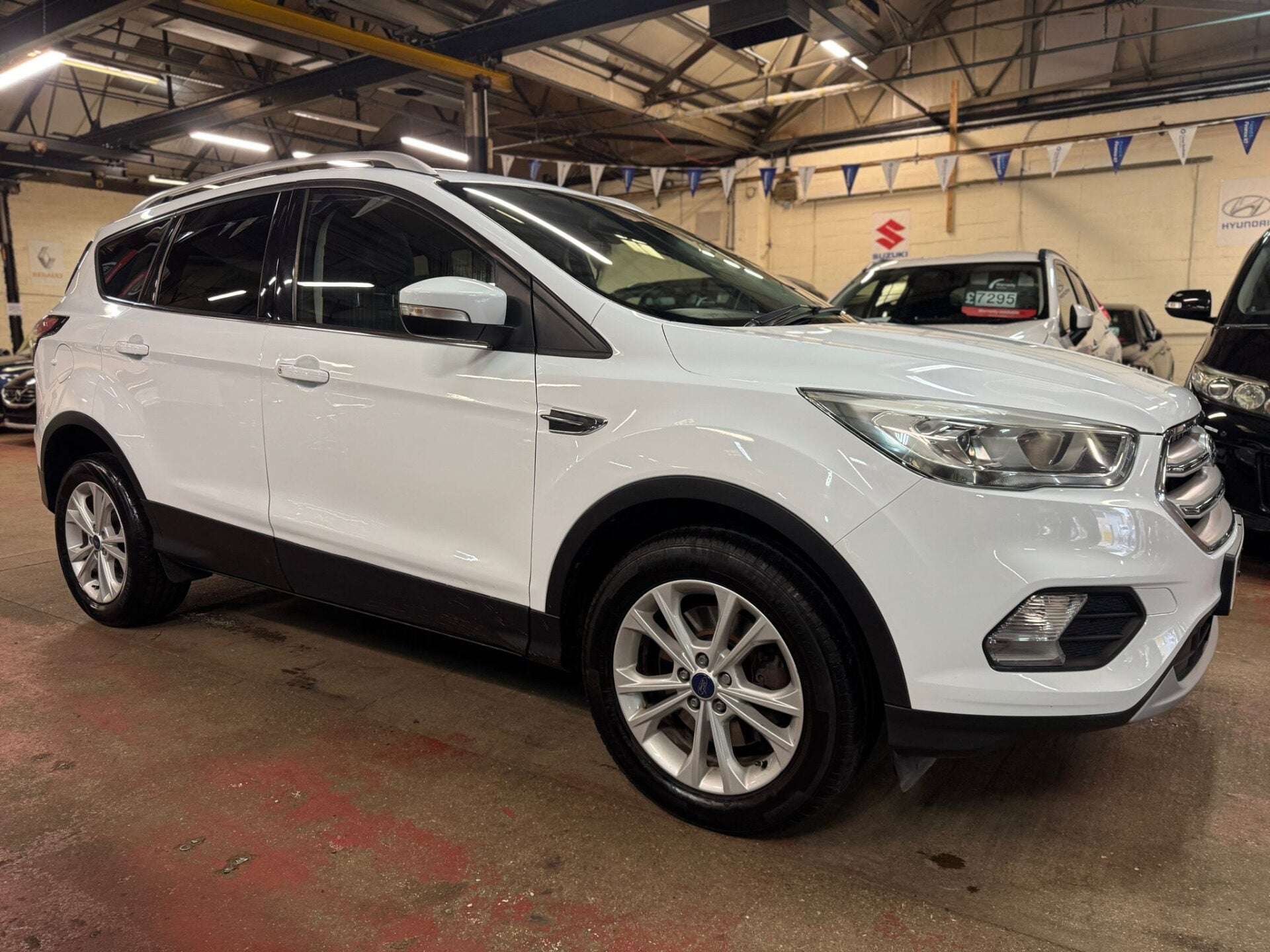 A 2017 FORD KUGA TITANIUM TDCI A 2017 FORD KUGA TITANIUM TDCI