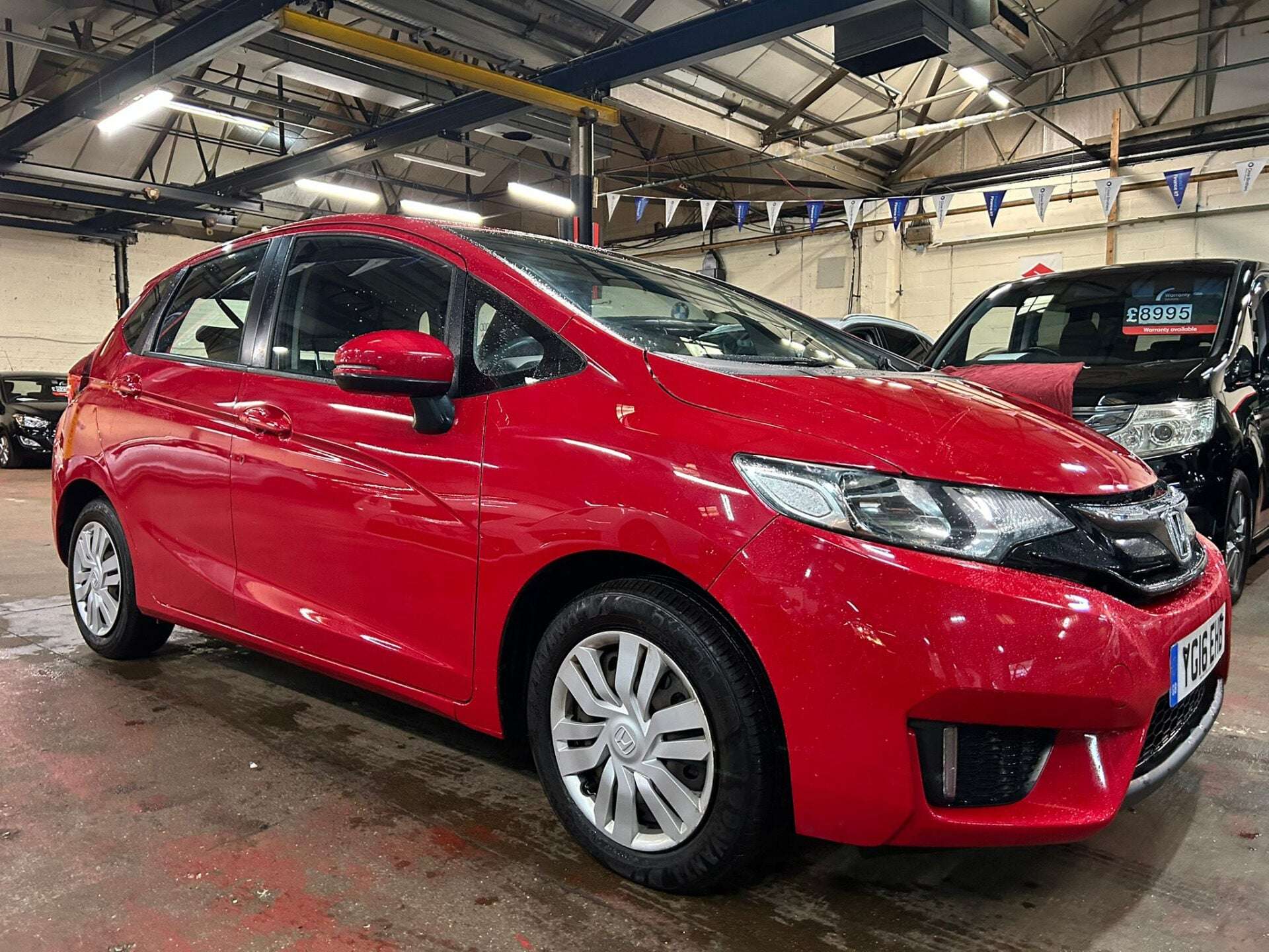 A 2016 HONDA JAZZ I-VTEC S A 2016 HONDA JAZZ I-VTEC S