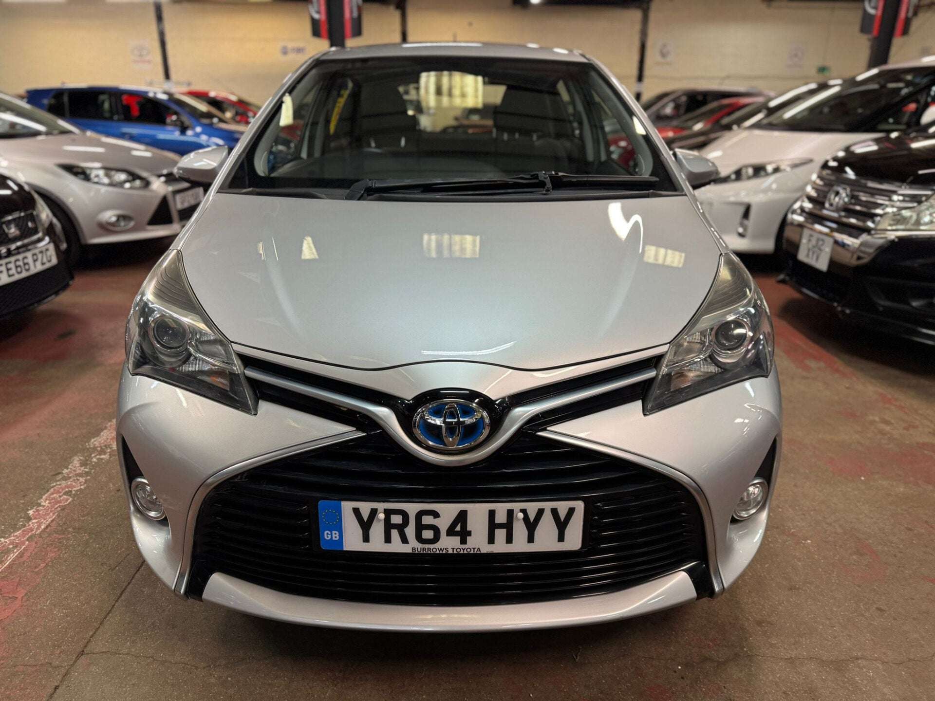 A 2014 TOYOTA YARIS HYBRID ICON A 2014 TOYOTA YARIS HYBRID ICON