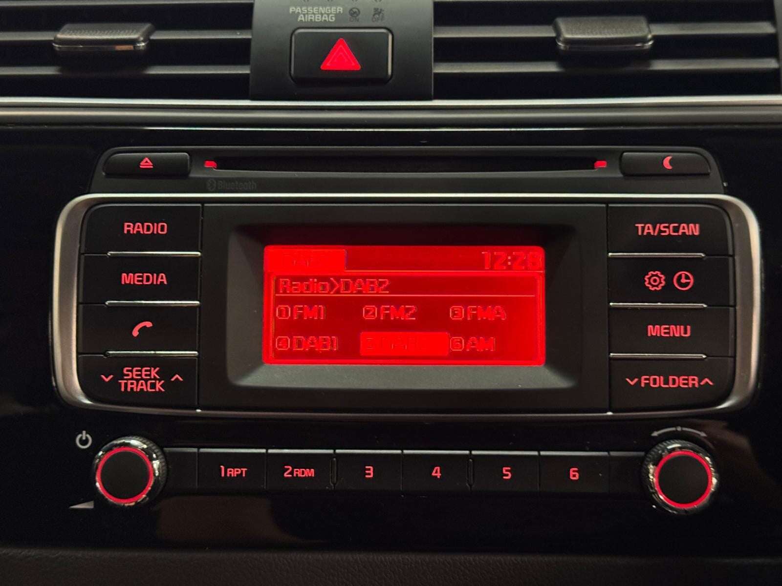 2016 KIA RIO 2016 KIA RIO