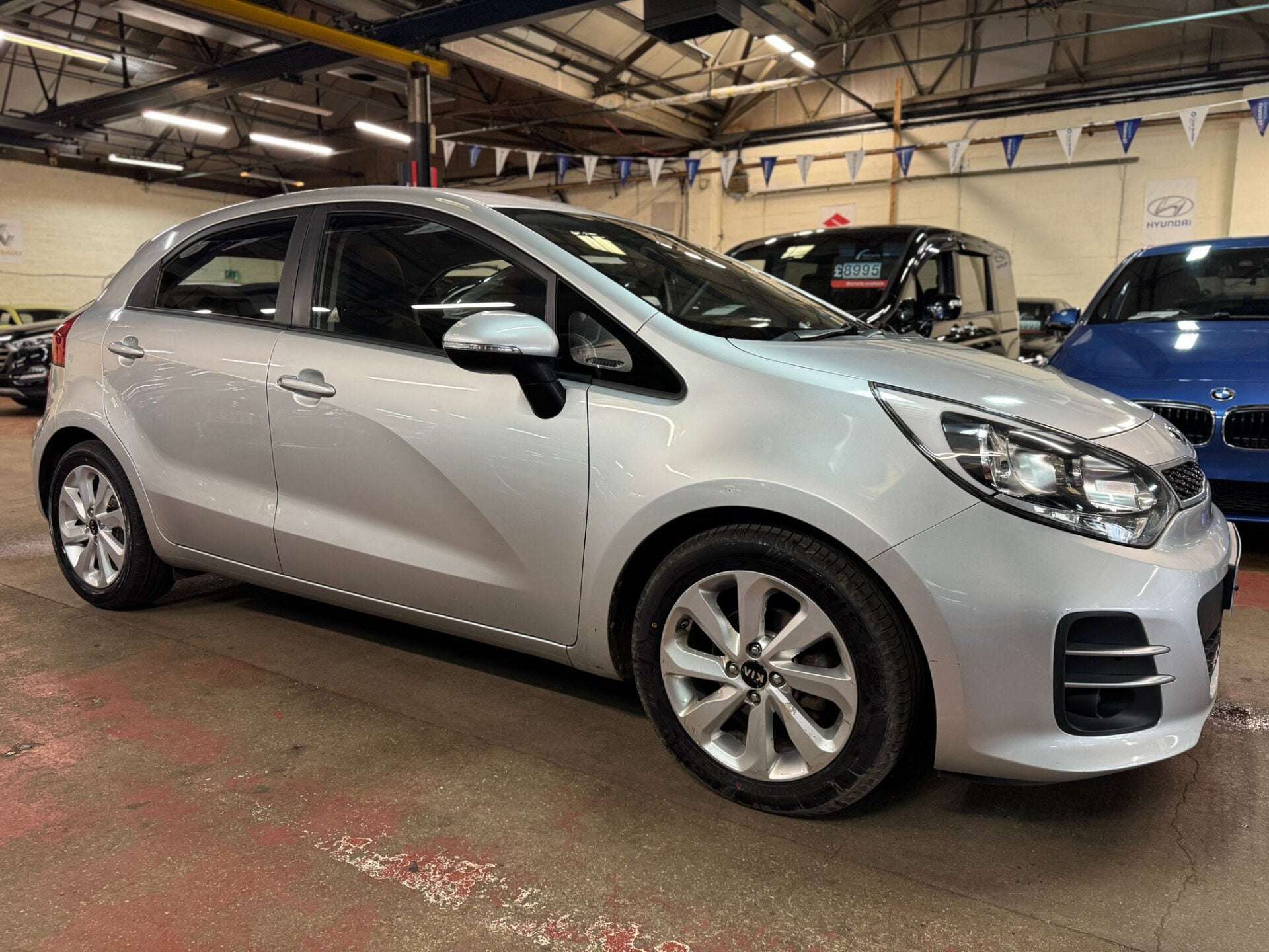 A 2016 KIA RIO 2 A 2016 KIA RIO 2