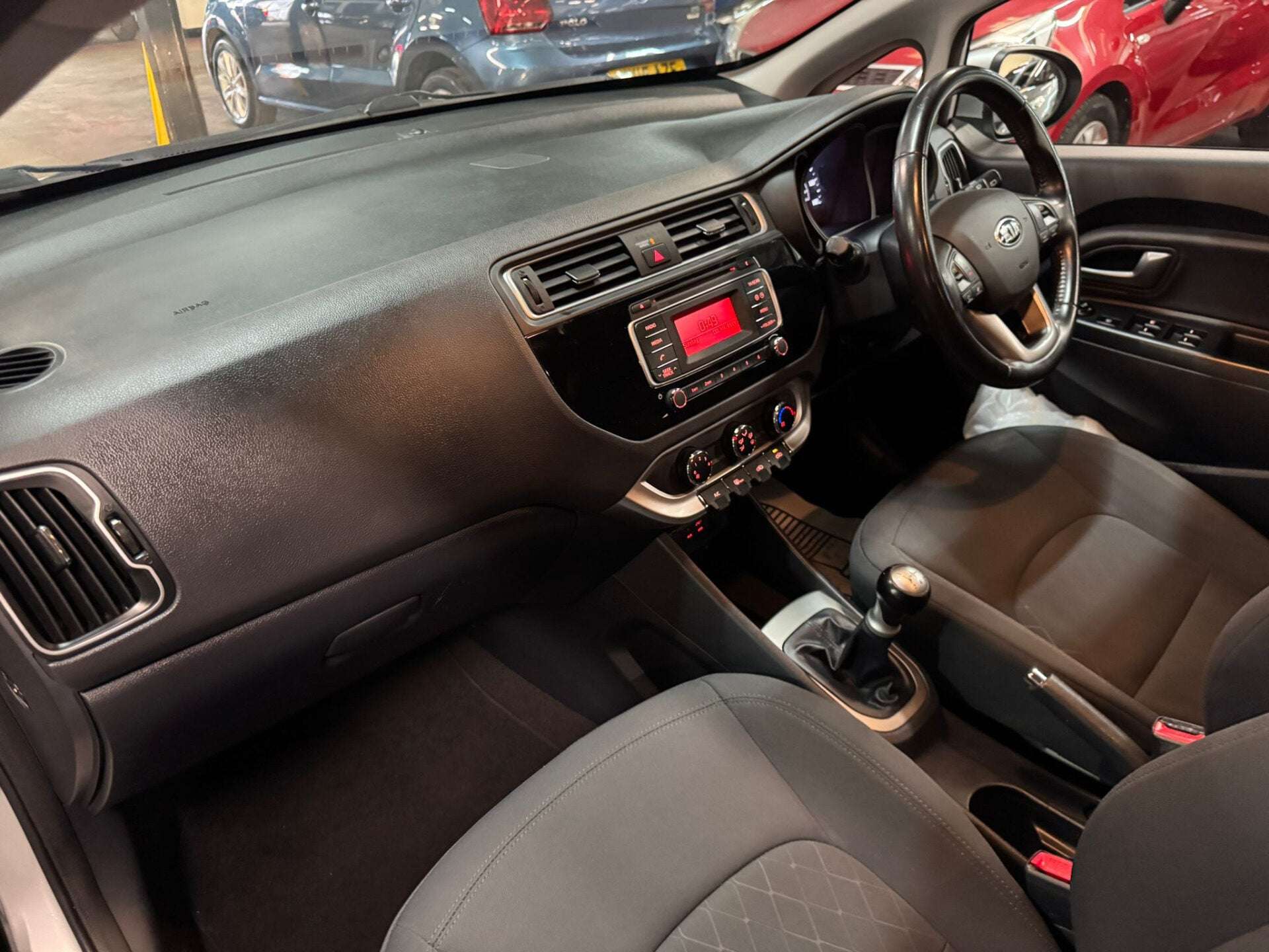 2016 KIA RIO 2016 KIA RIO