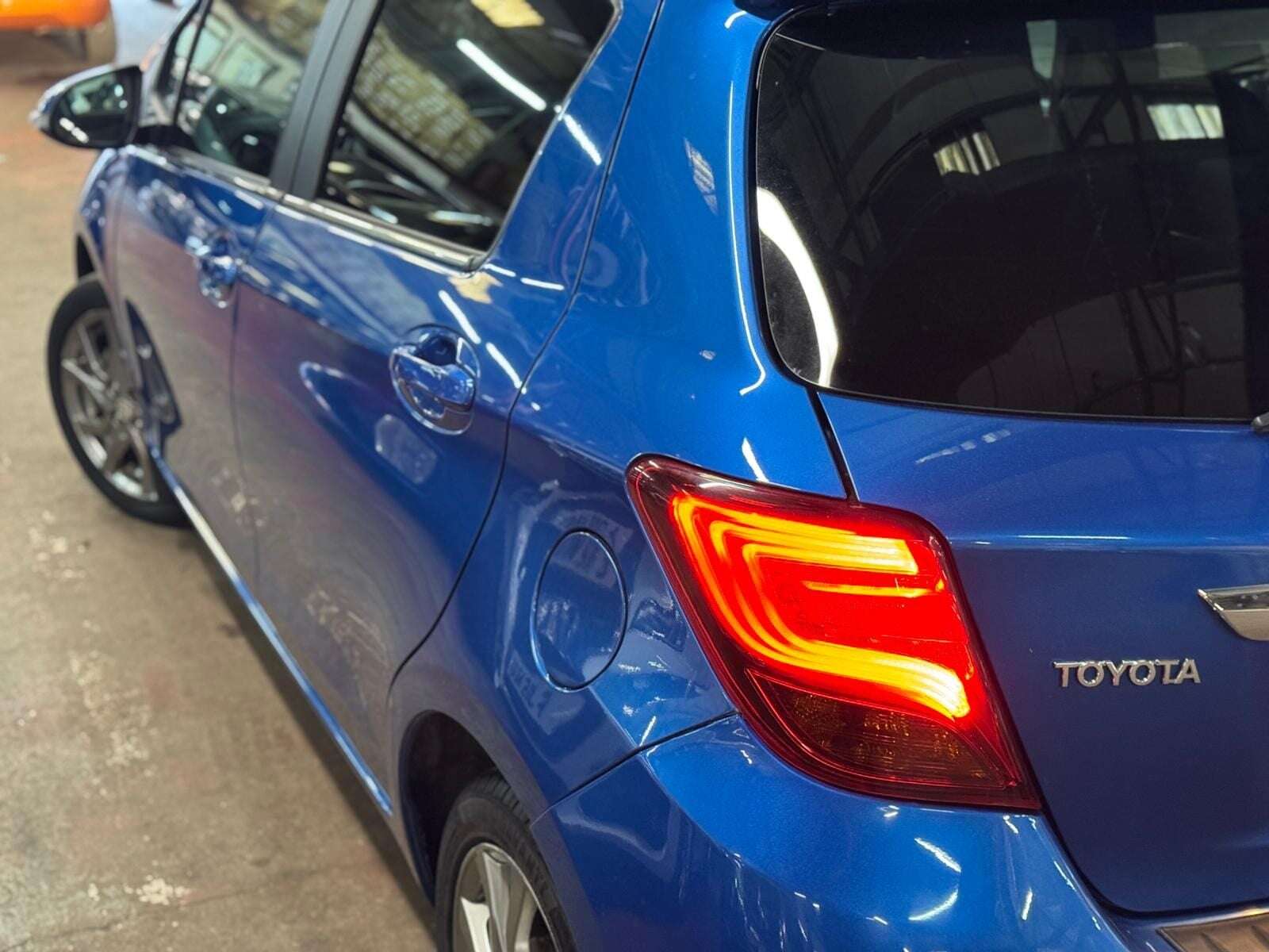 2015 TOYOTA YARIS 2015 TOYOTA YARIS