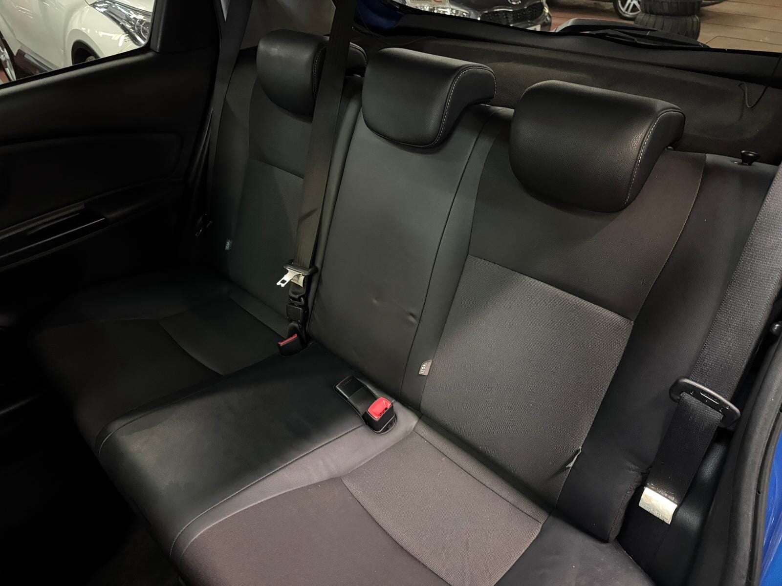 2015 TOYOTA YARIS 2015 TOYOTA YARIS