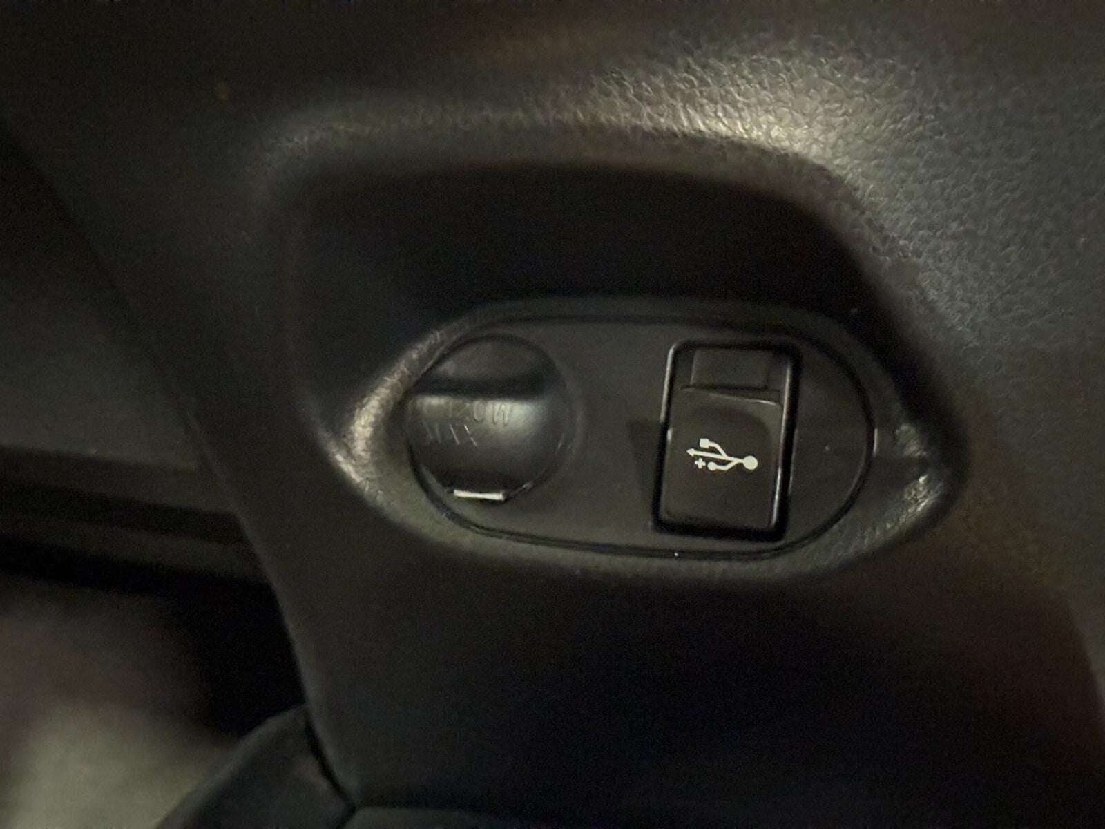 2015 TOYOTA YARIS 2015 TOYOTA YARIS